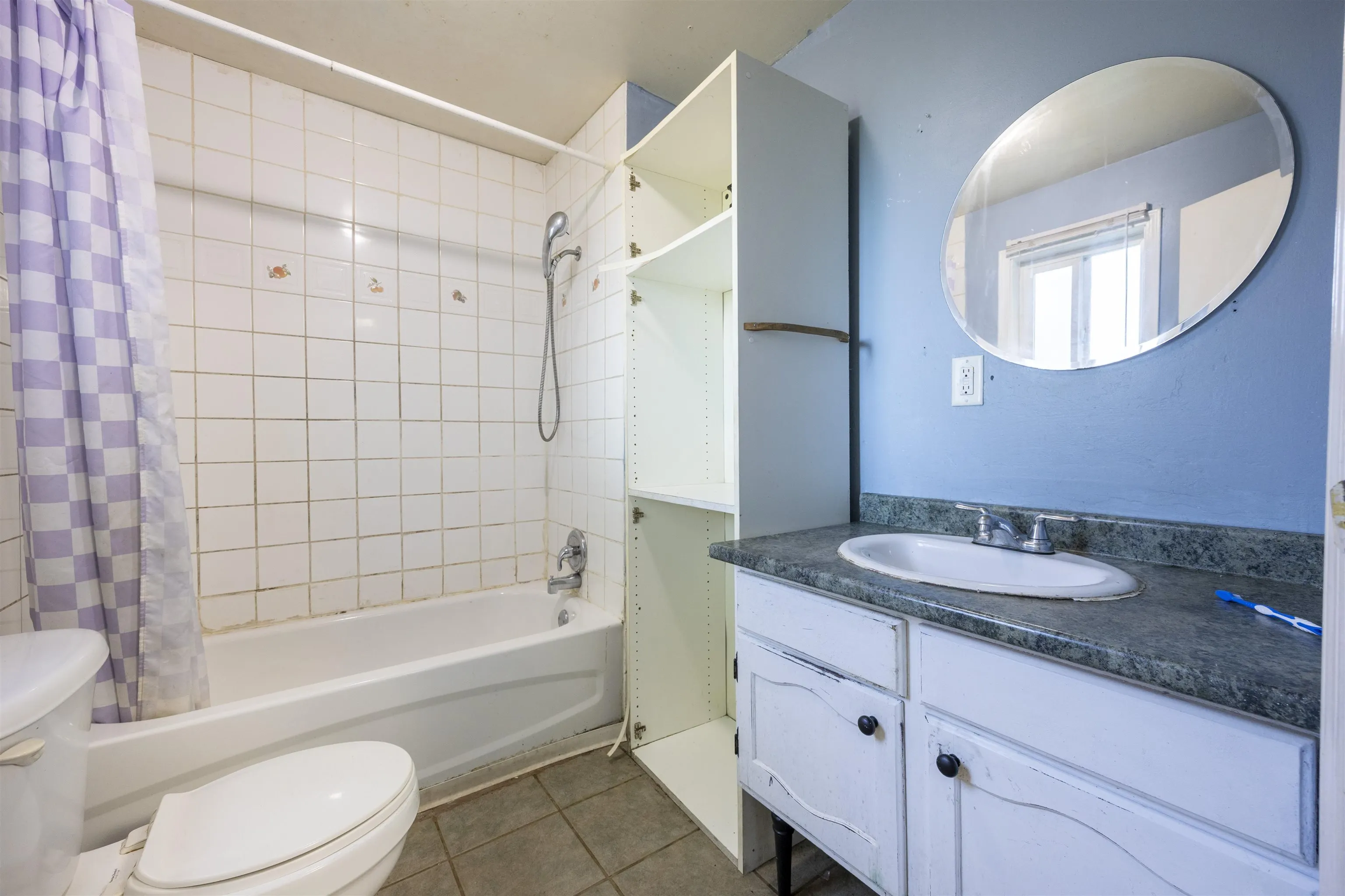 10231 Rosedene Crescent