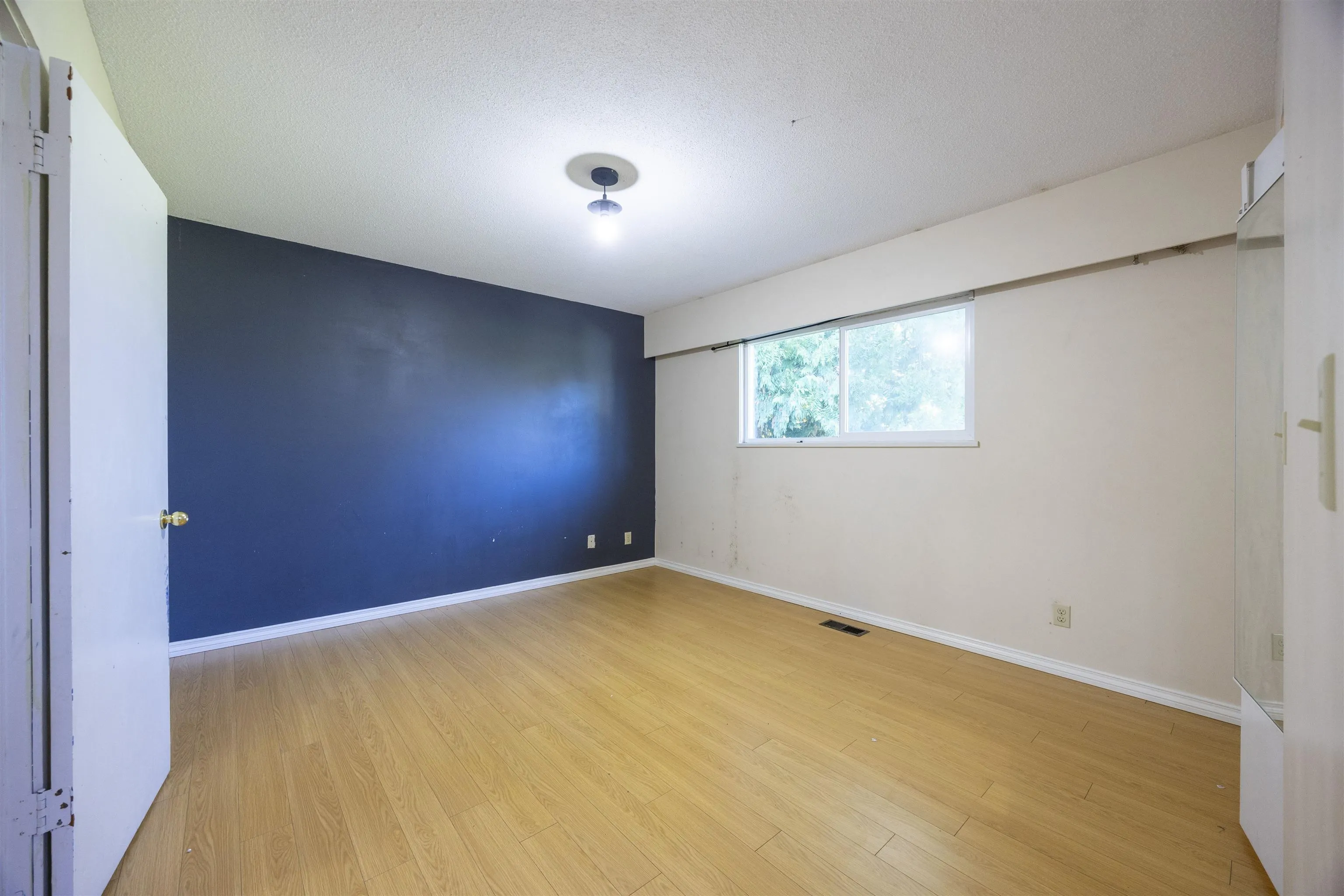 10231 Rosedene Crescent