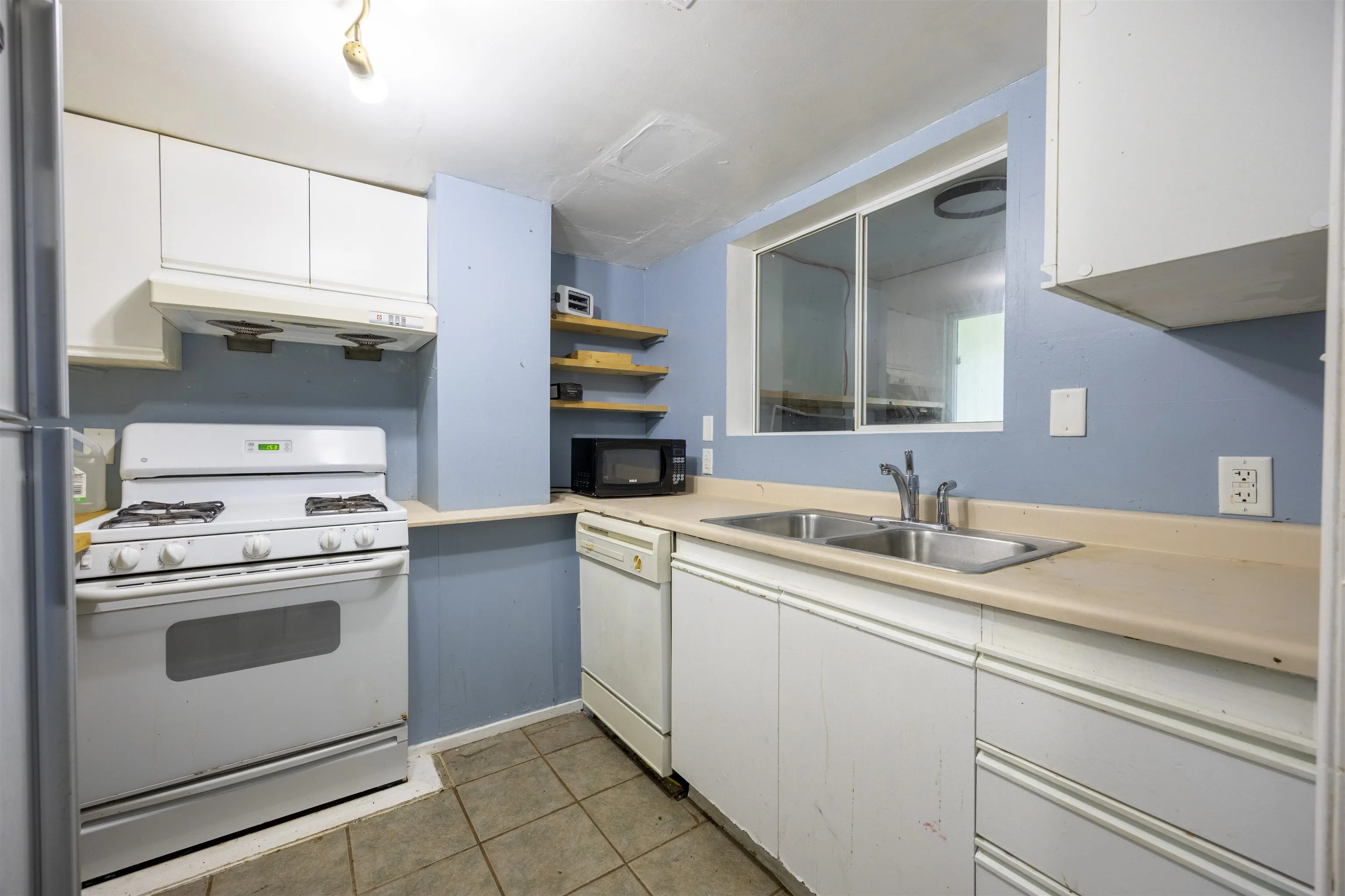 10231 Rosedene Crescent