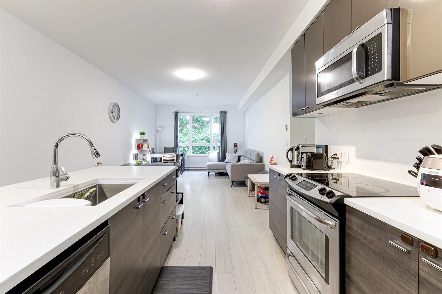 205 13925 Fraser Highway