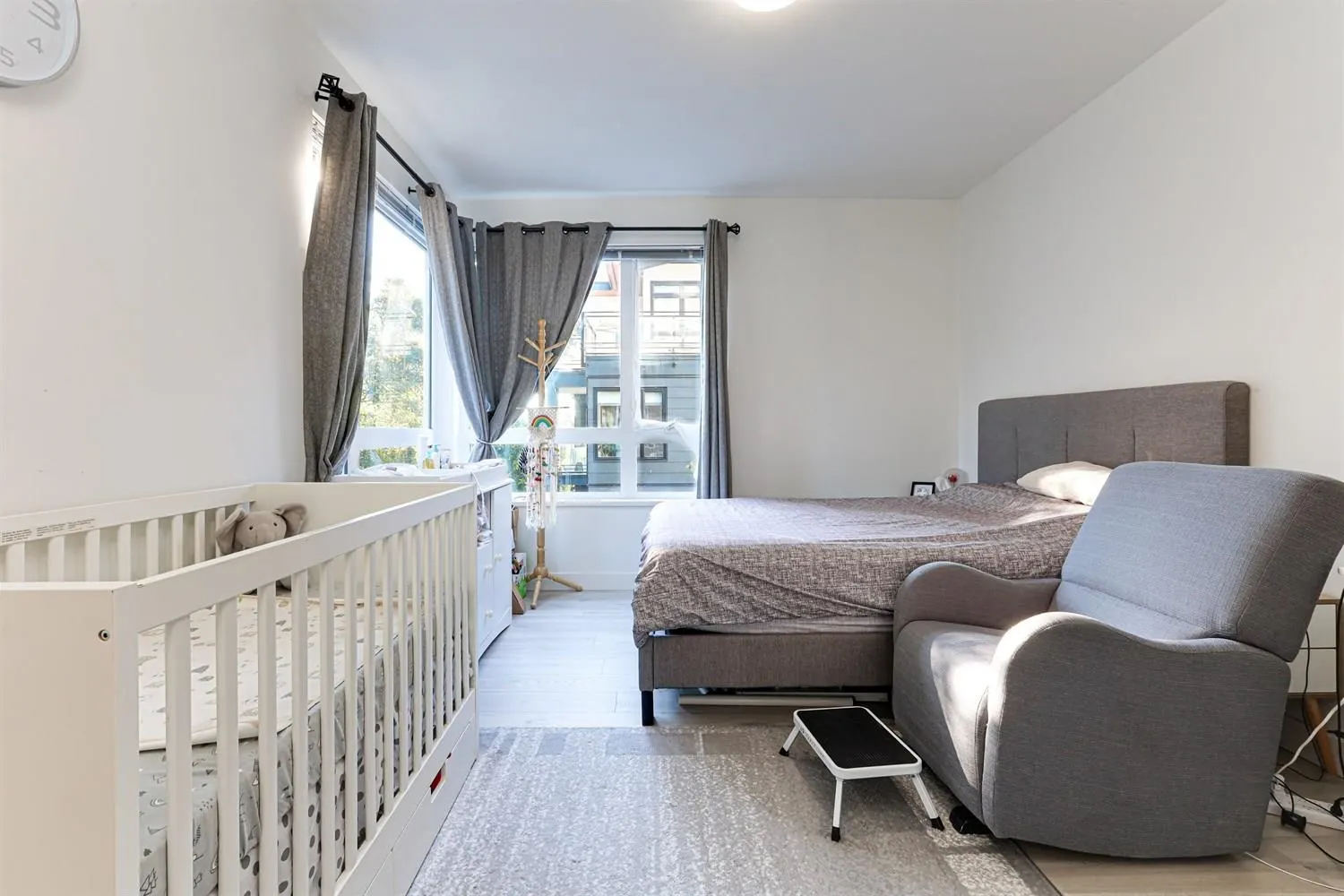 205 13925 Fraser Highway