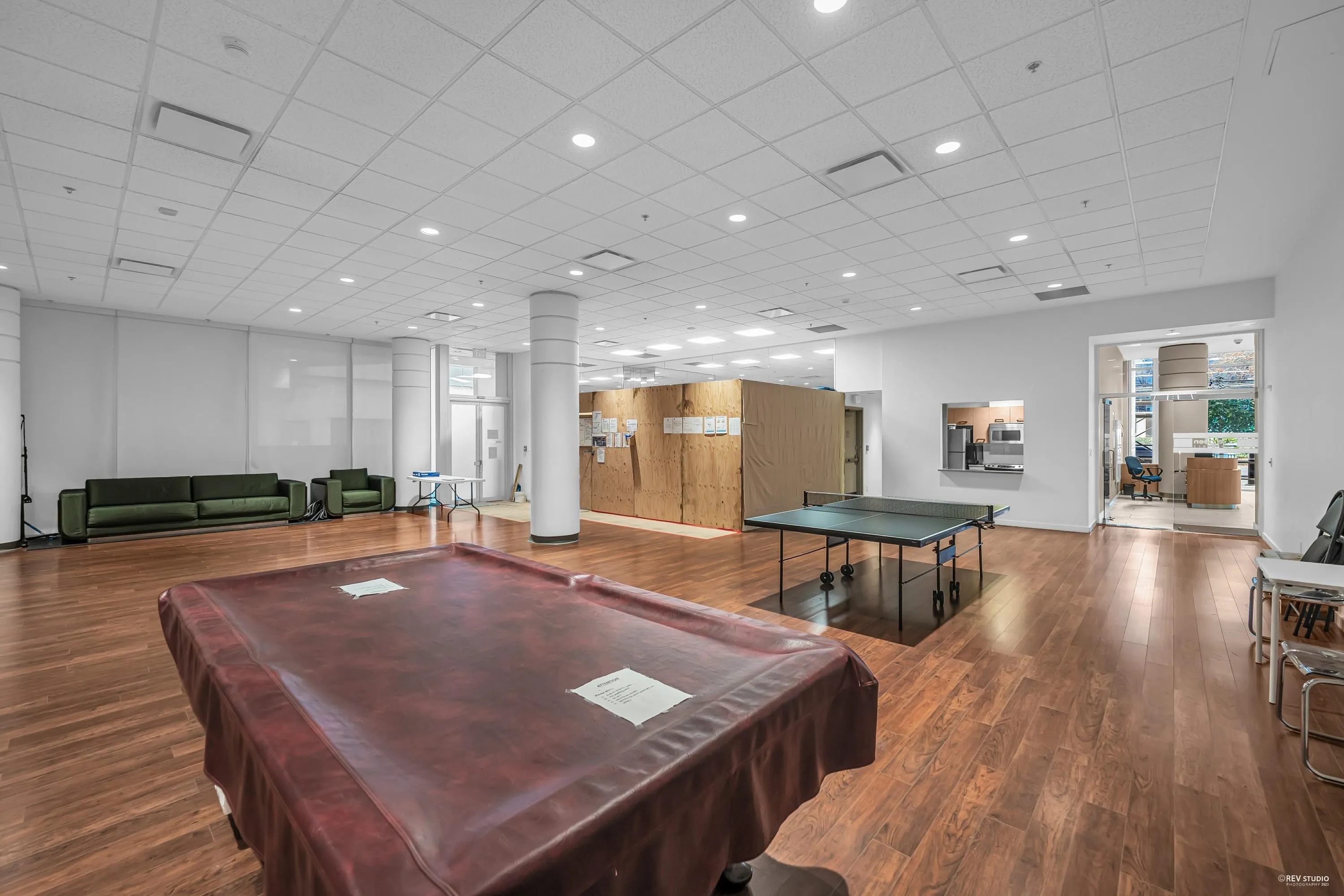 712 8080 Cambie Road
