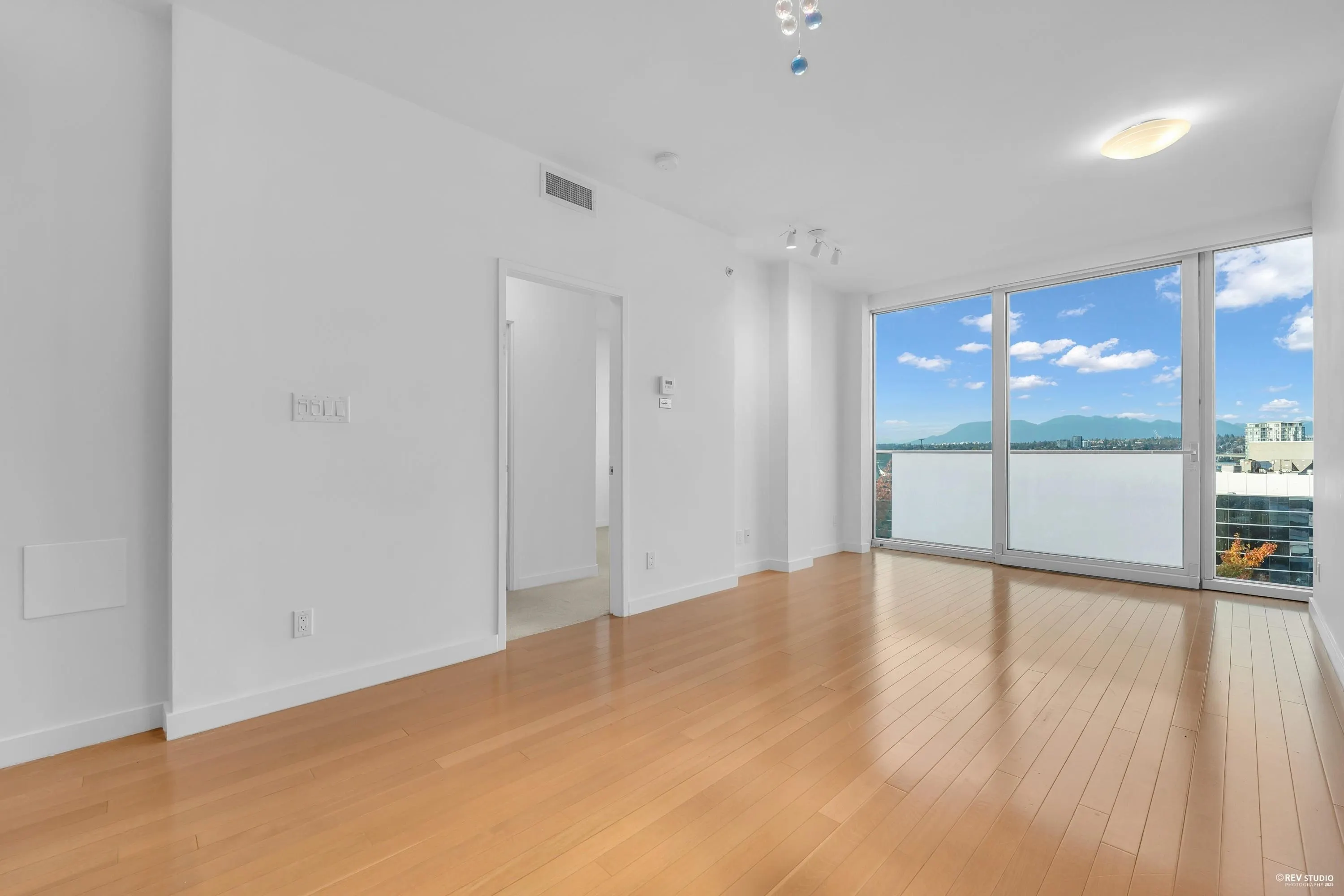 712 8080 Cambie Road