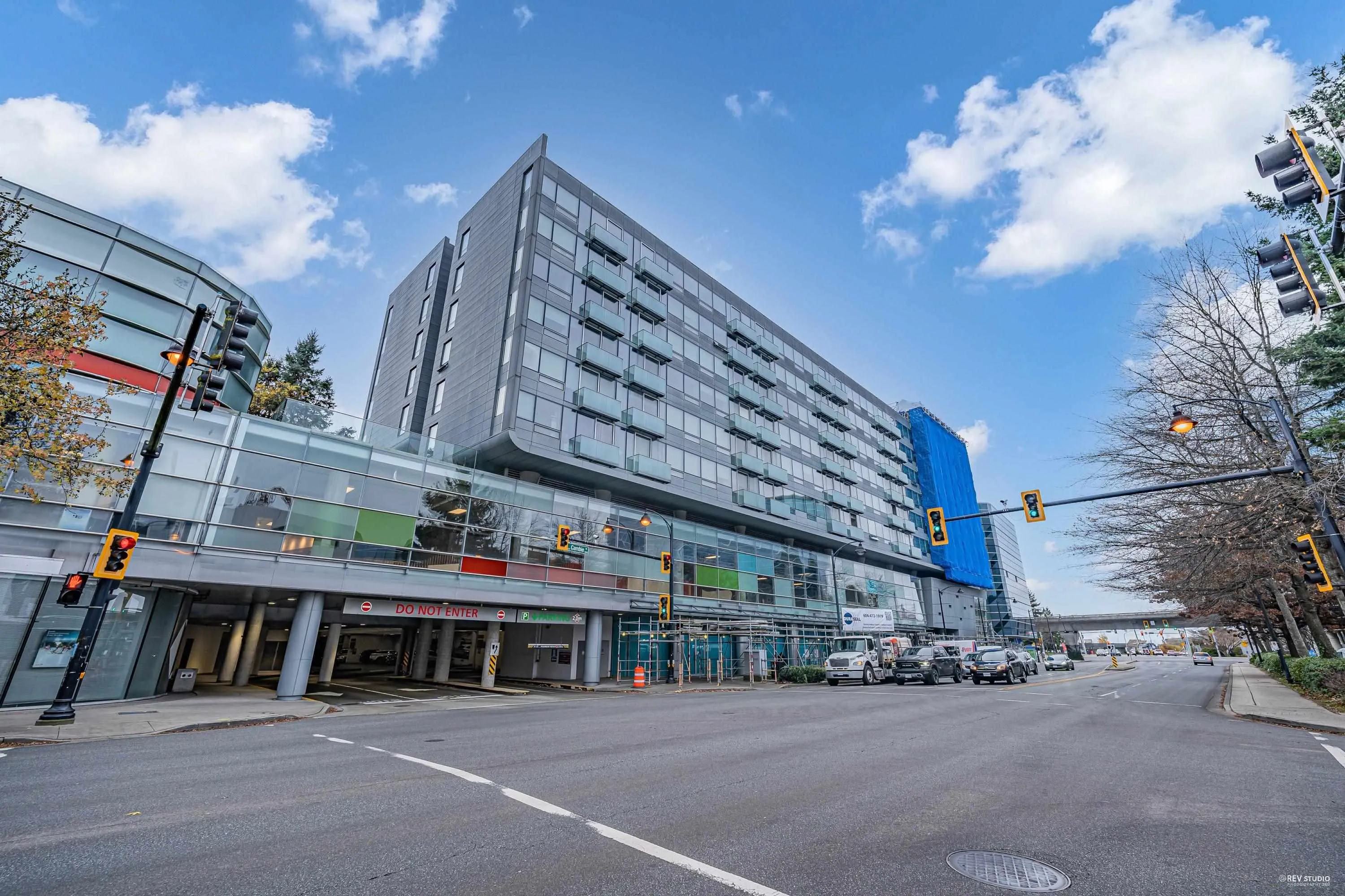 712 8080 Cambie Road