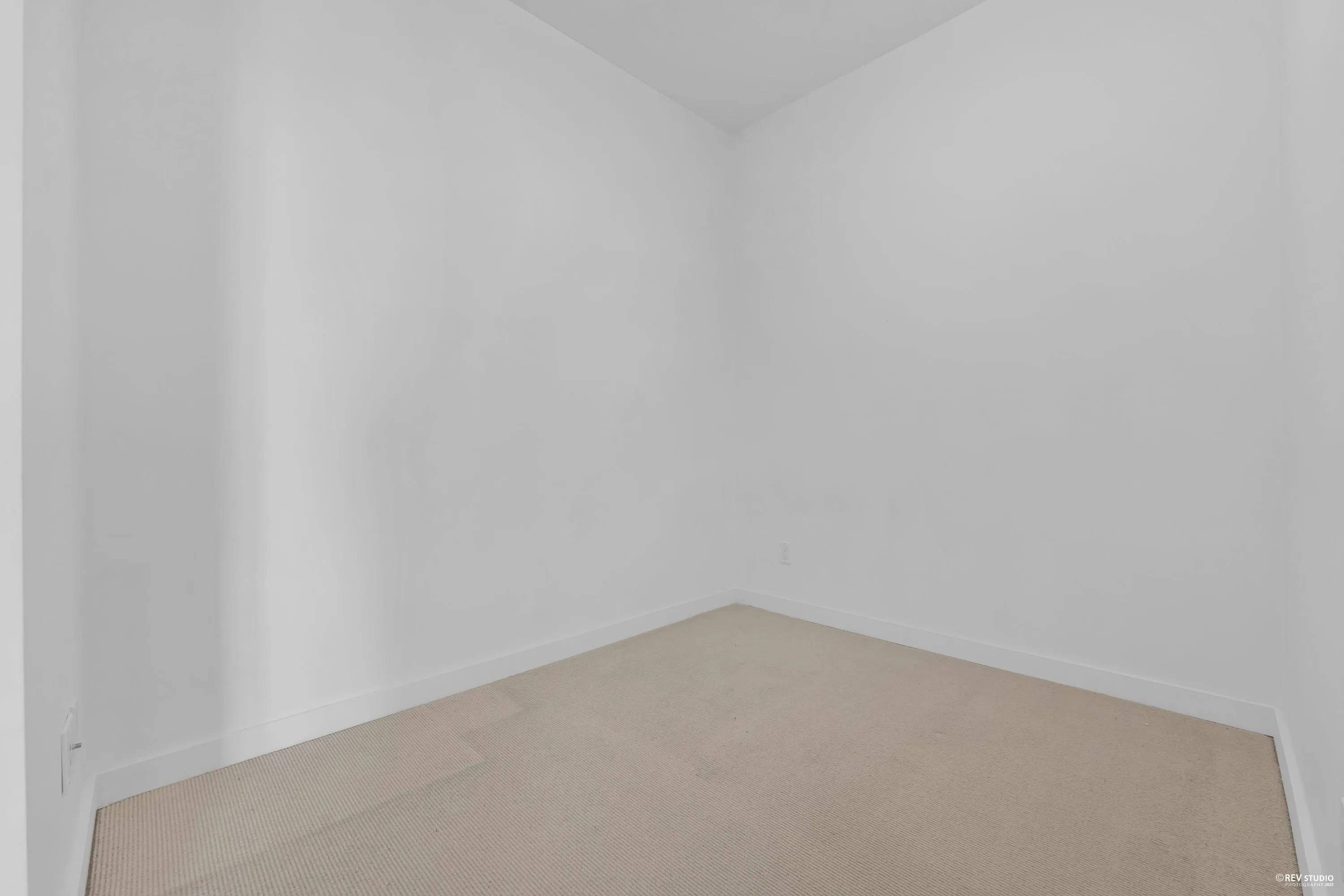712 8080 Cambie Road