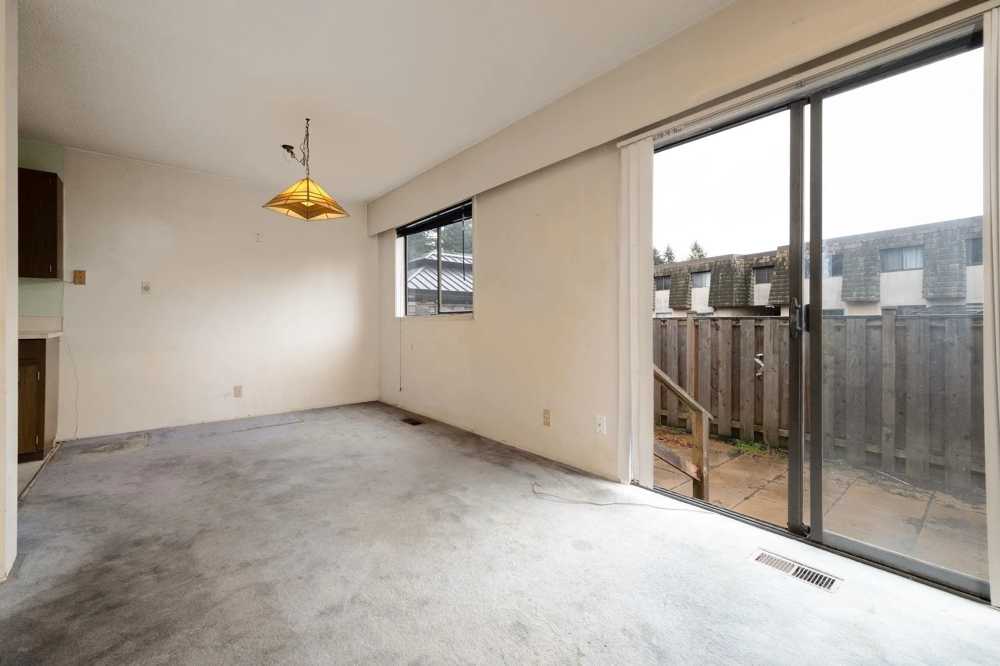 1122 Premier Street