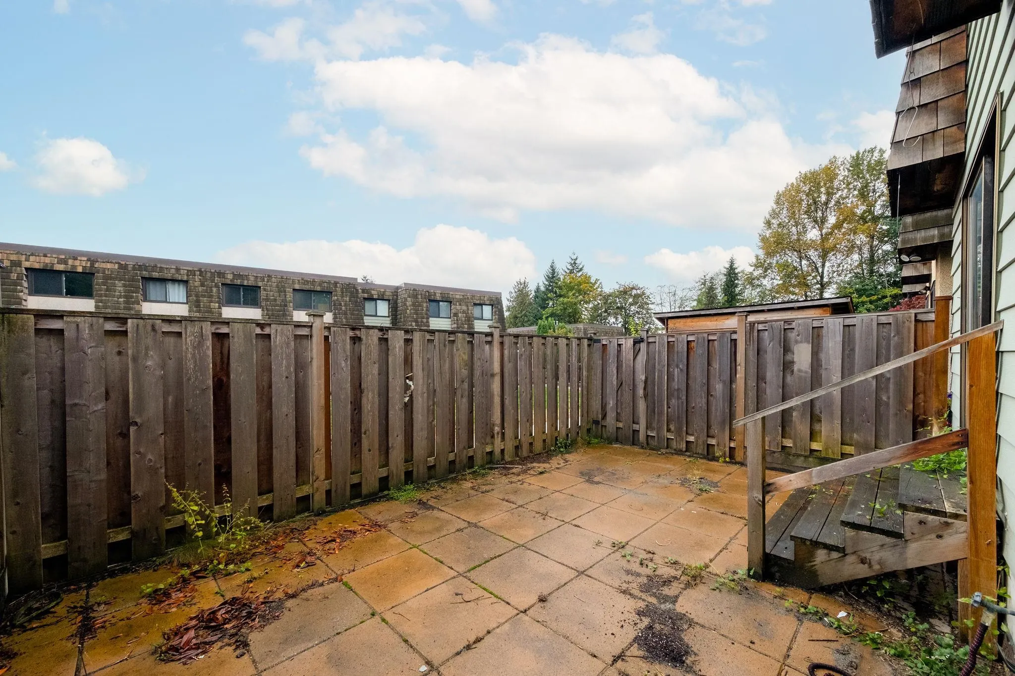 1122 Premier Street