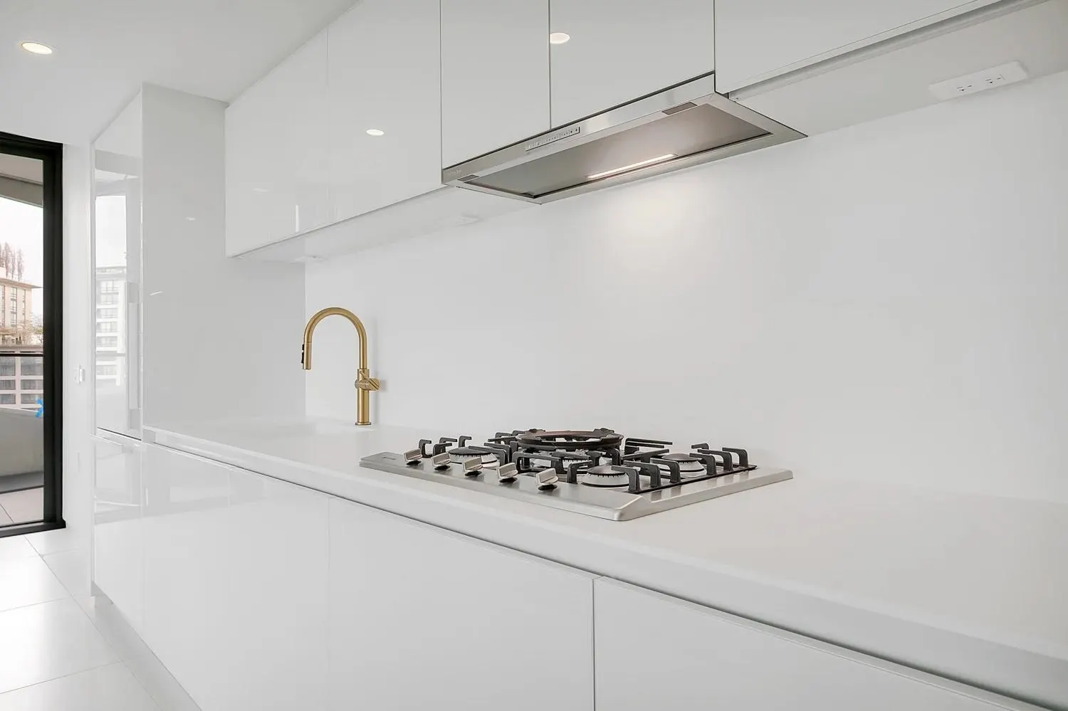 1308 1033 Nelson Street