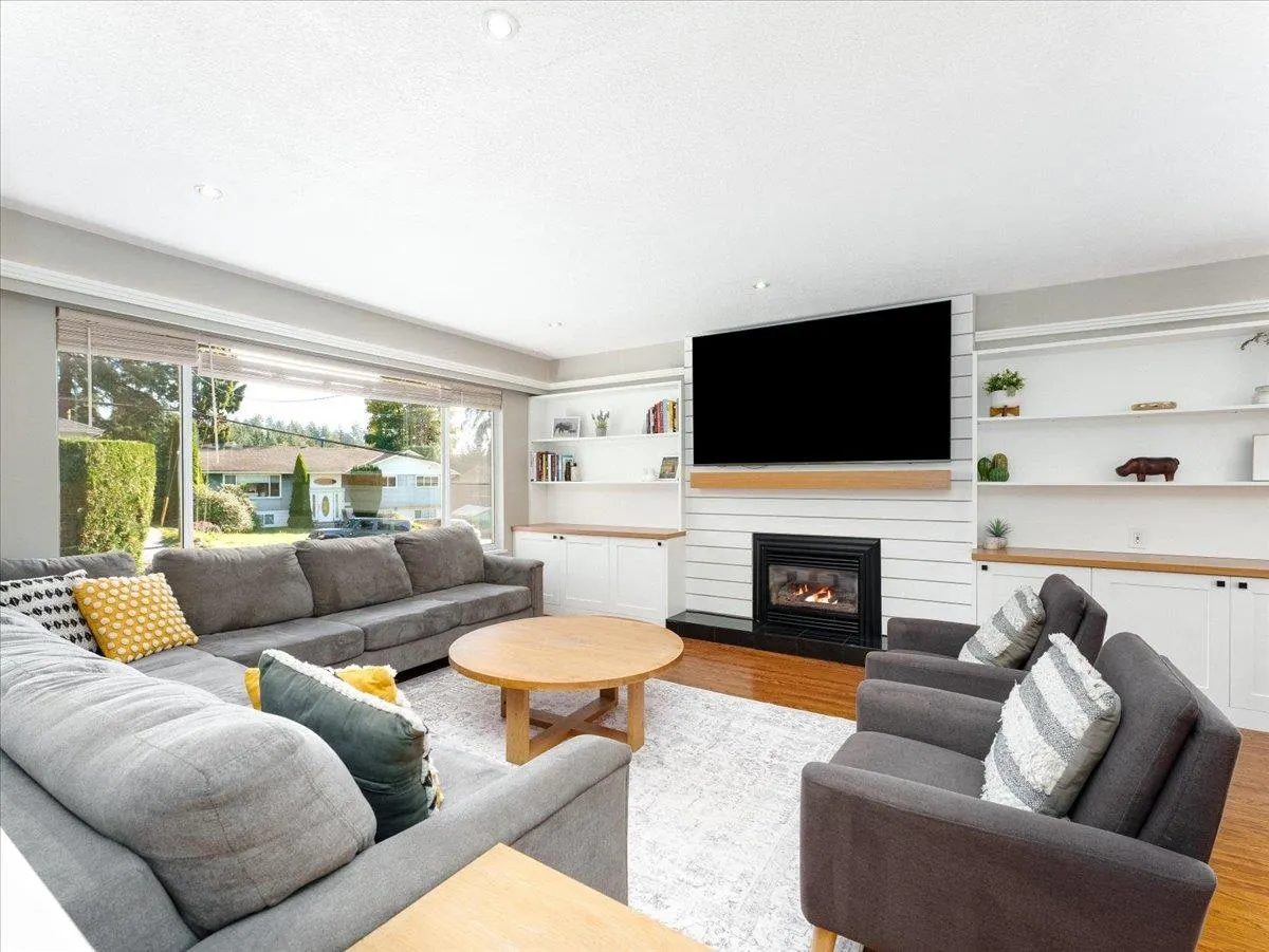799 Plymouth Drive