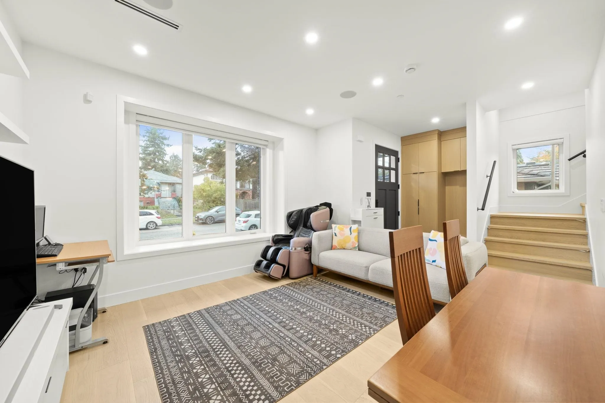 552 E 58th Avenue