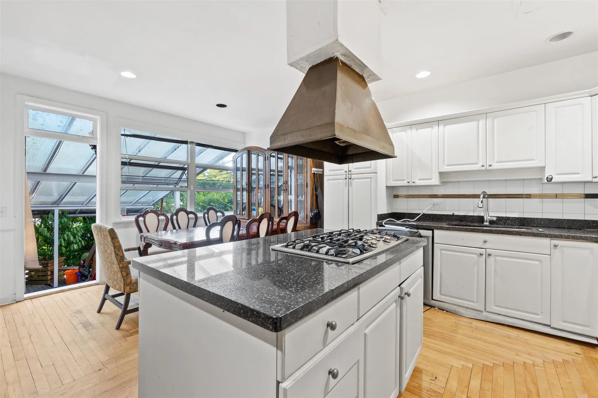 345 W 13th Avenue