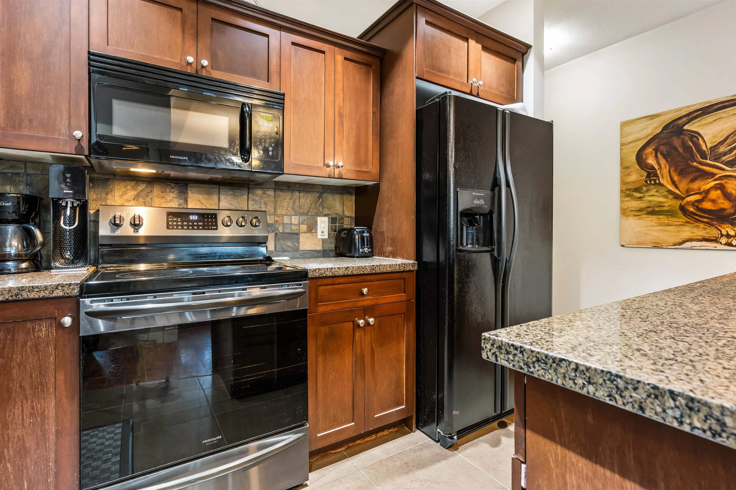 303 45615 Brett Avenue