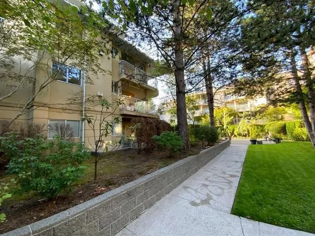 213 13727 74 Avenue