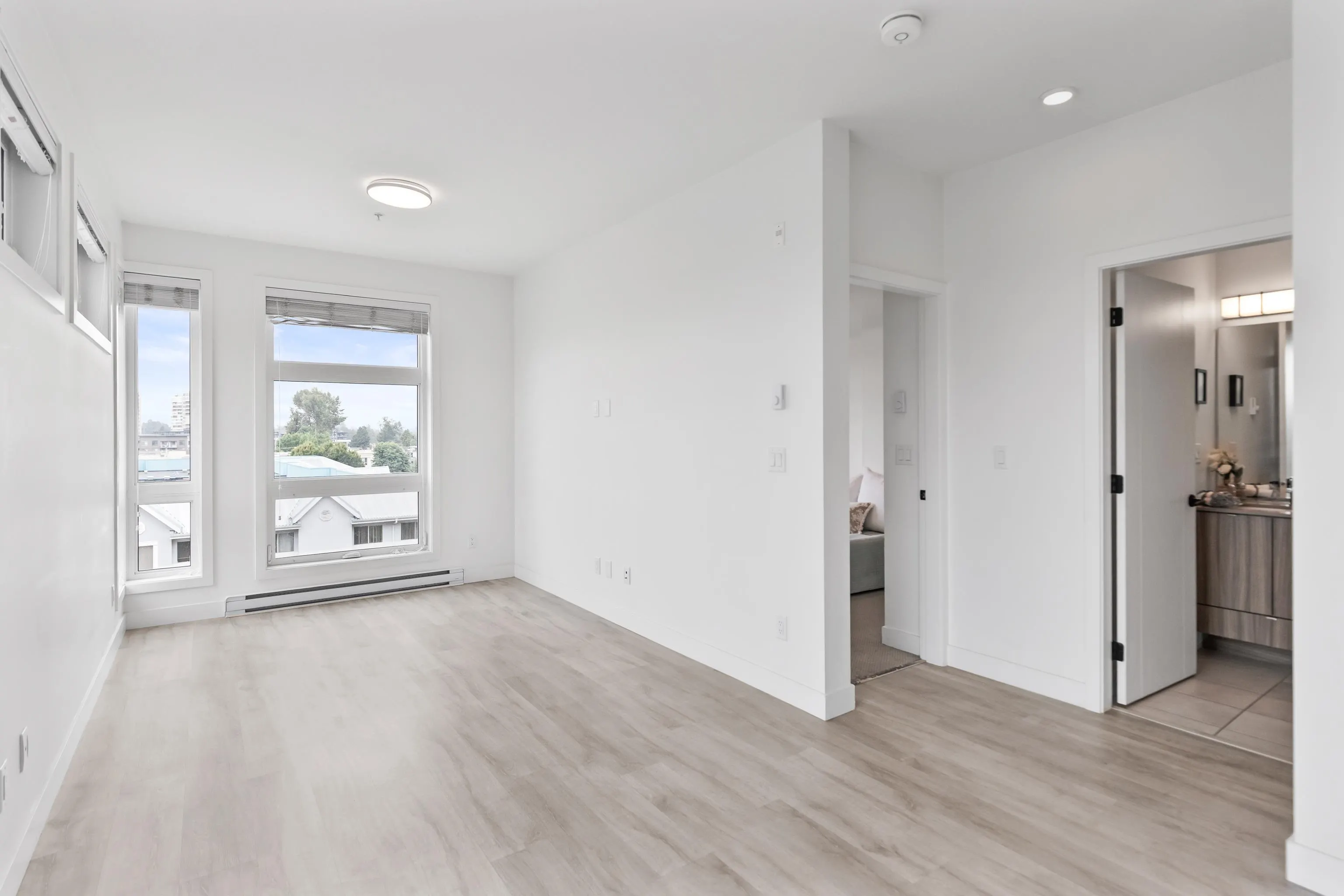 401 32828 Landeau Place