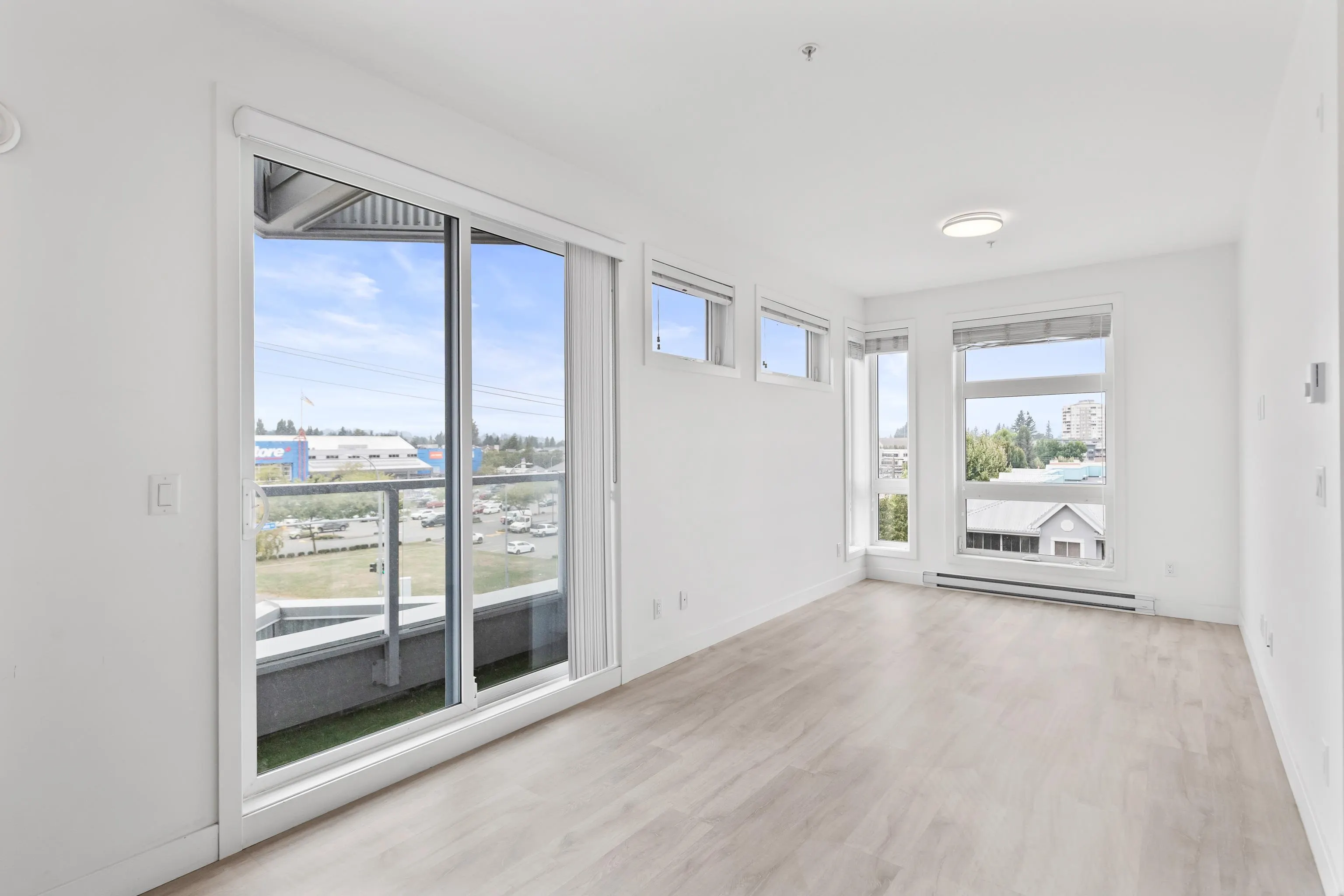 401 32828 Landeau Place