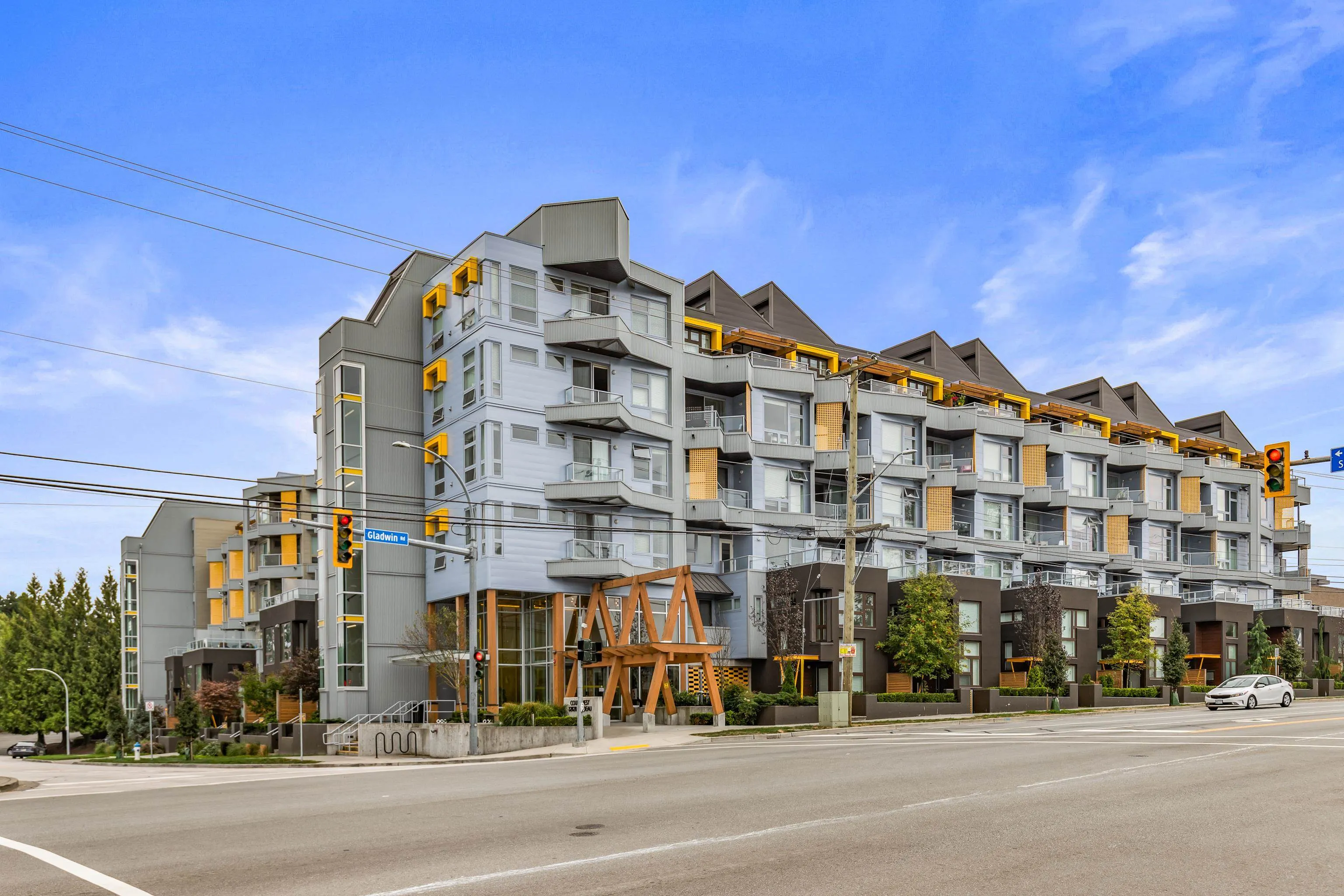 401 32828 Landeau Place