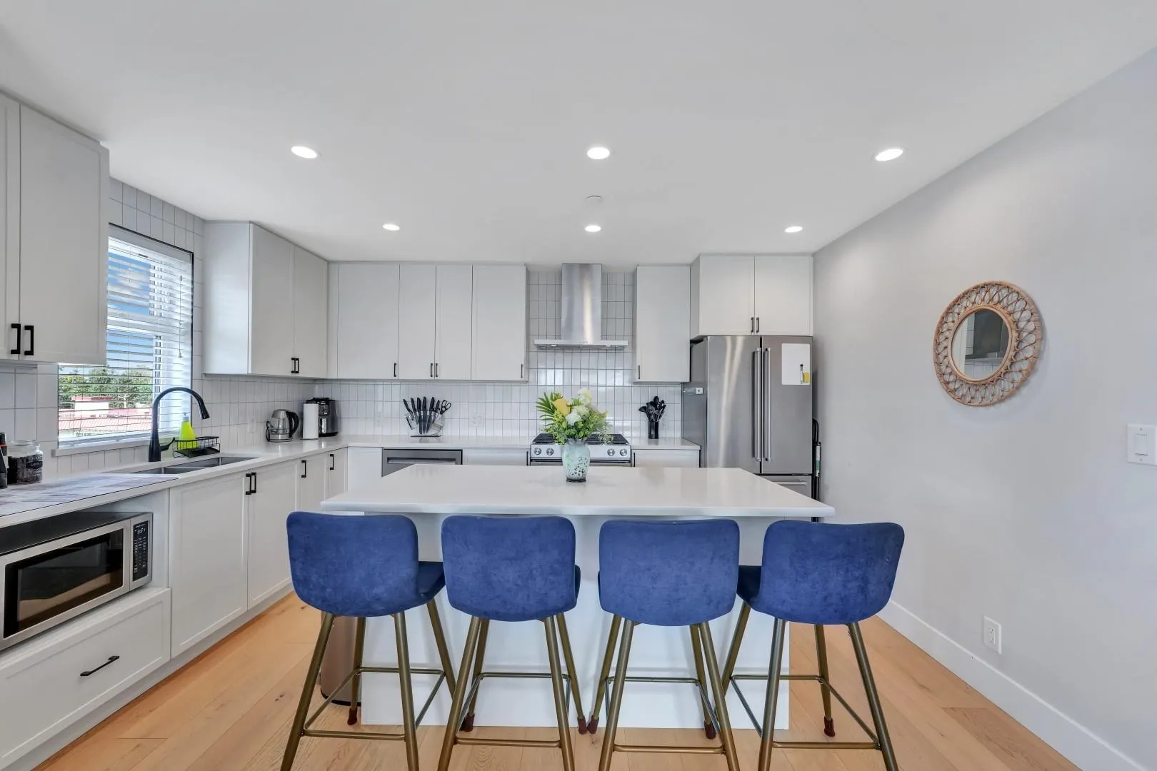 411 22226 Brown Avenue