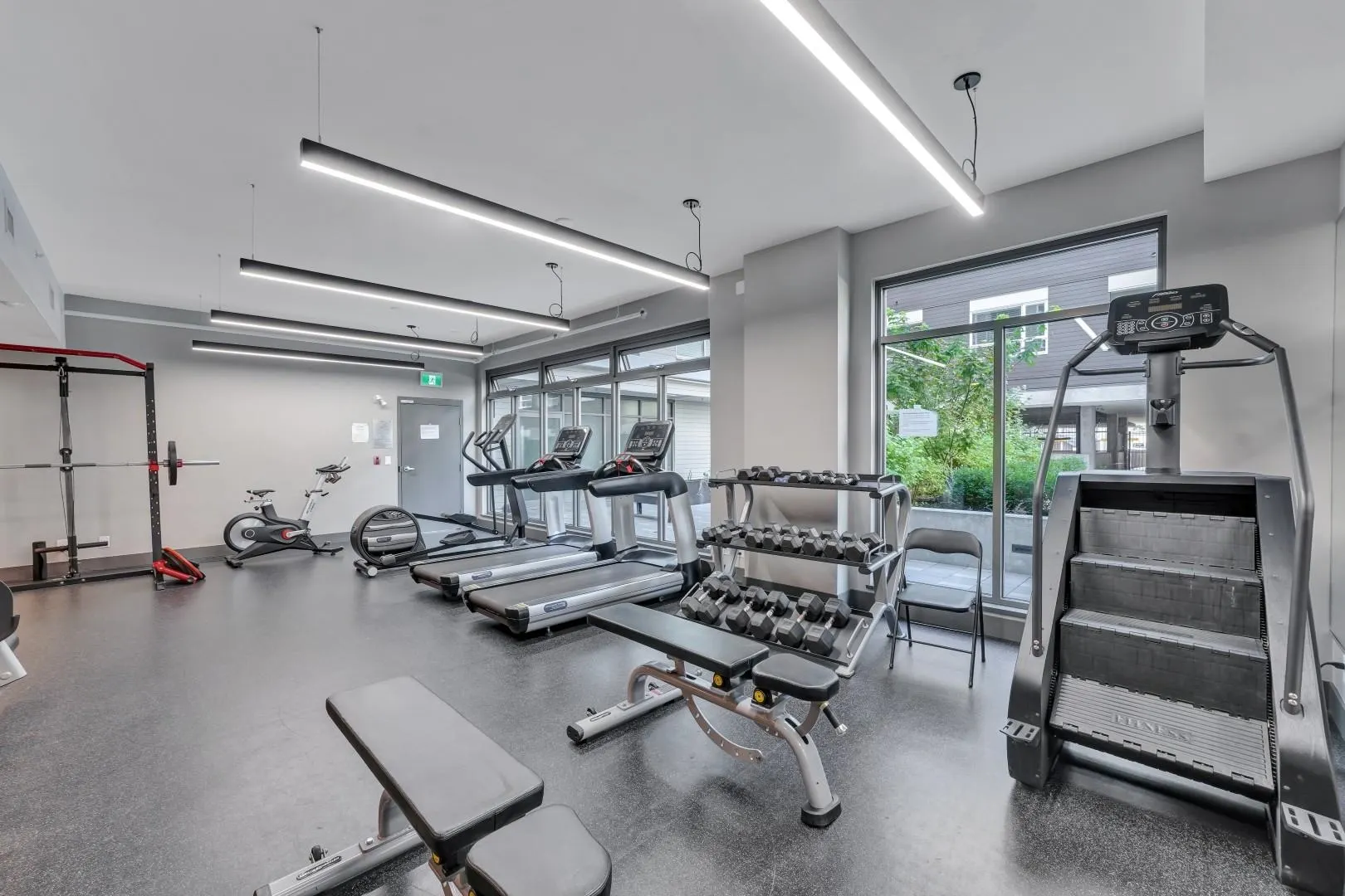 411 22226 Brown Avenue