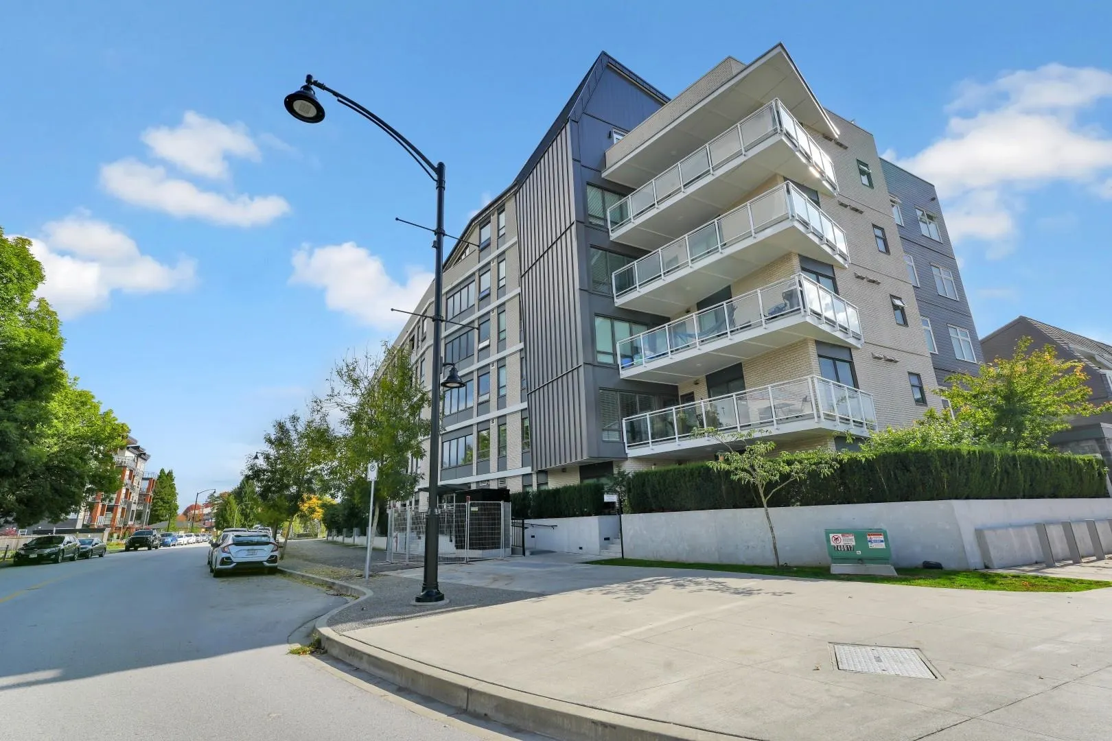 411 22226 Brown Avenue