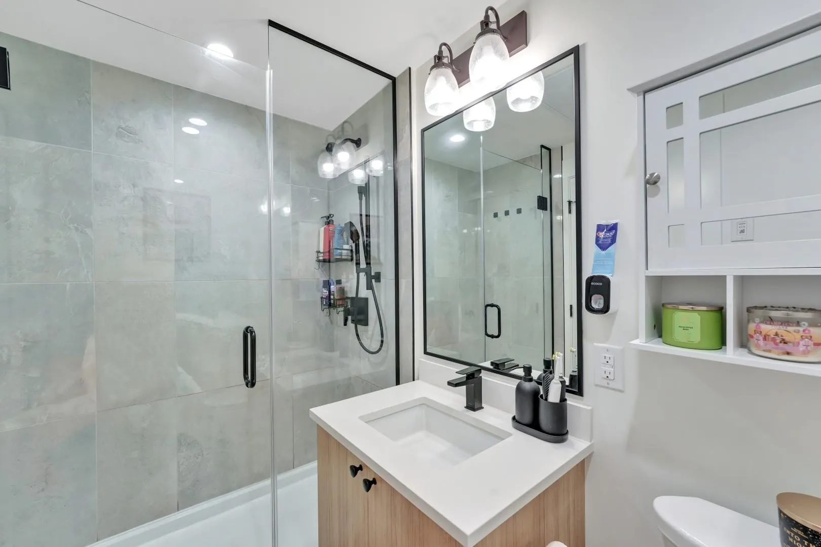 411 22226 Brown Avenue