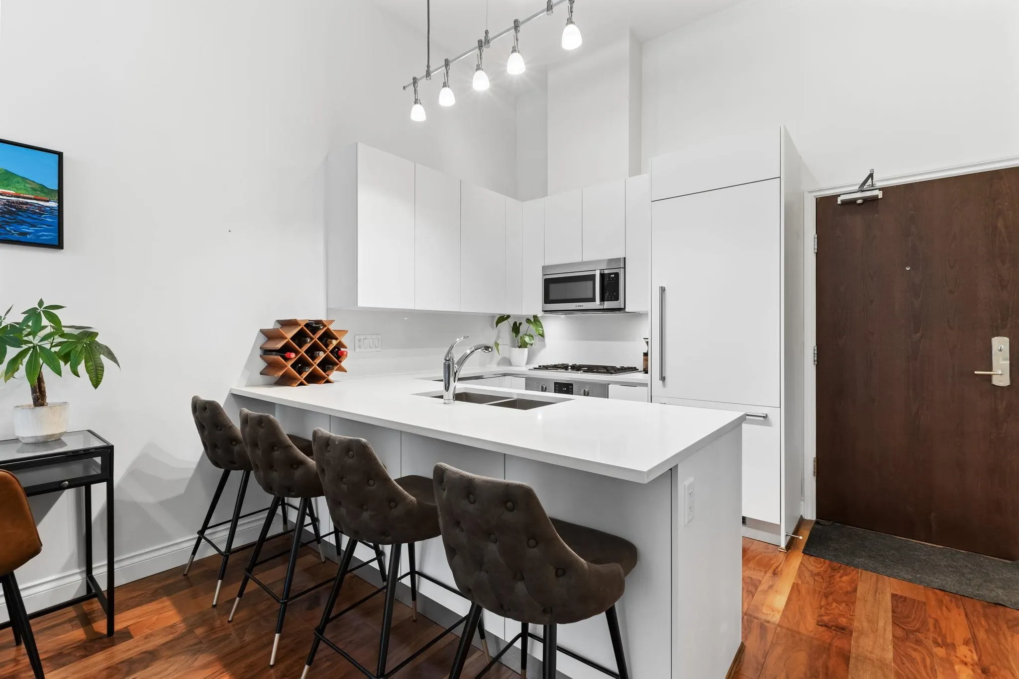 104 199 Victory Ship Way