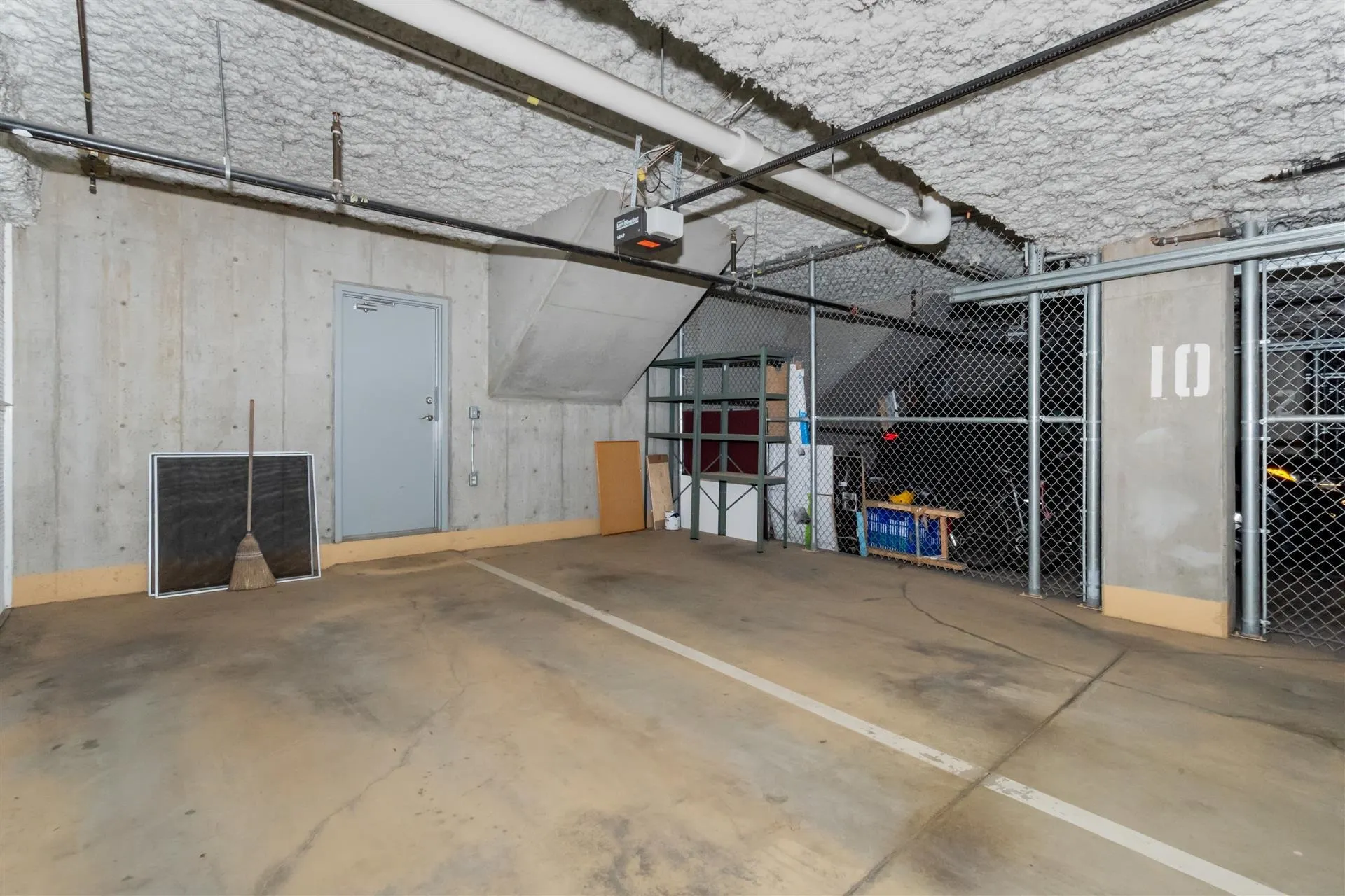 765 W 42nd Avenue