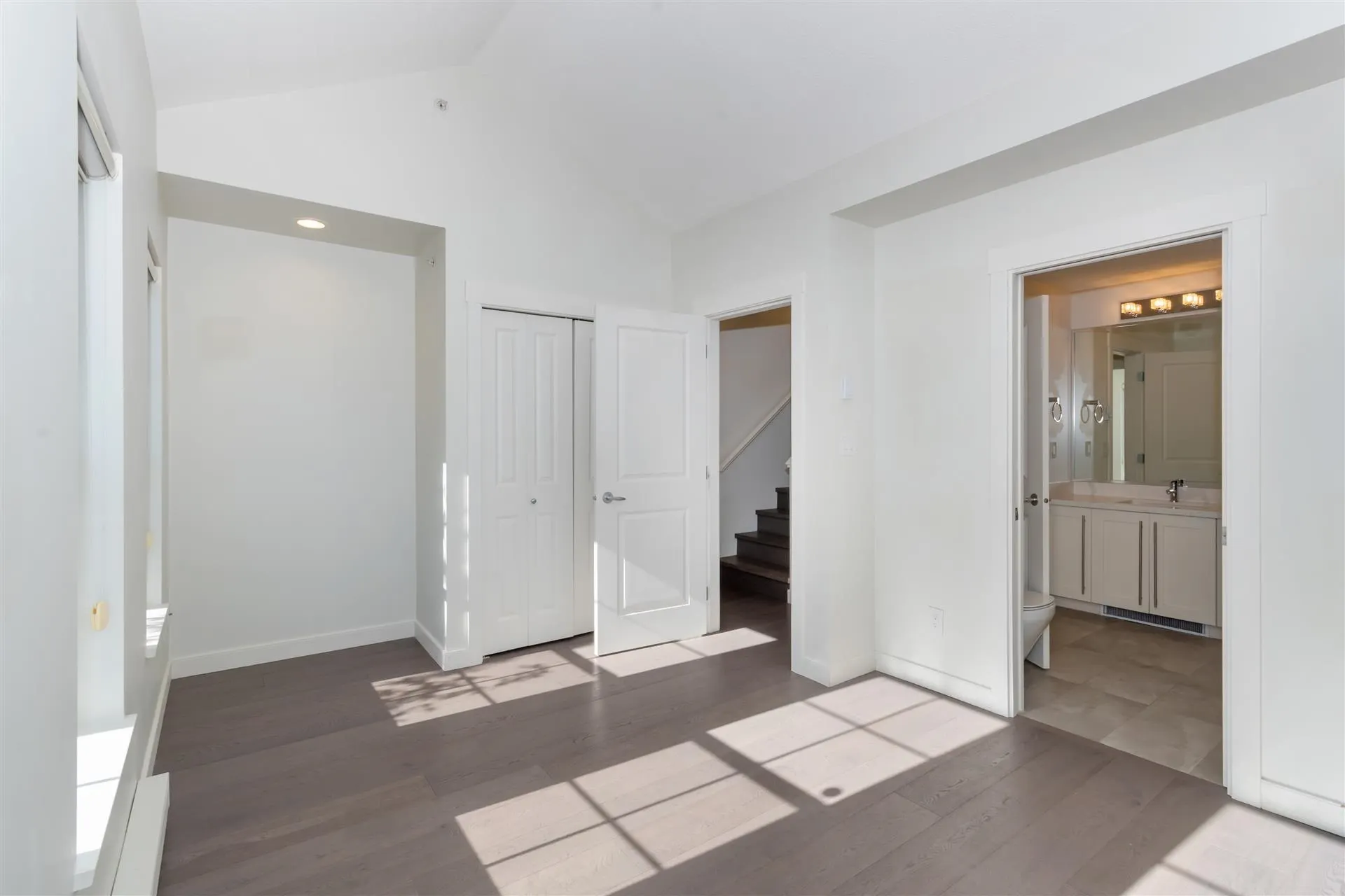 765 W 42nd Avenue