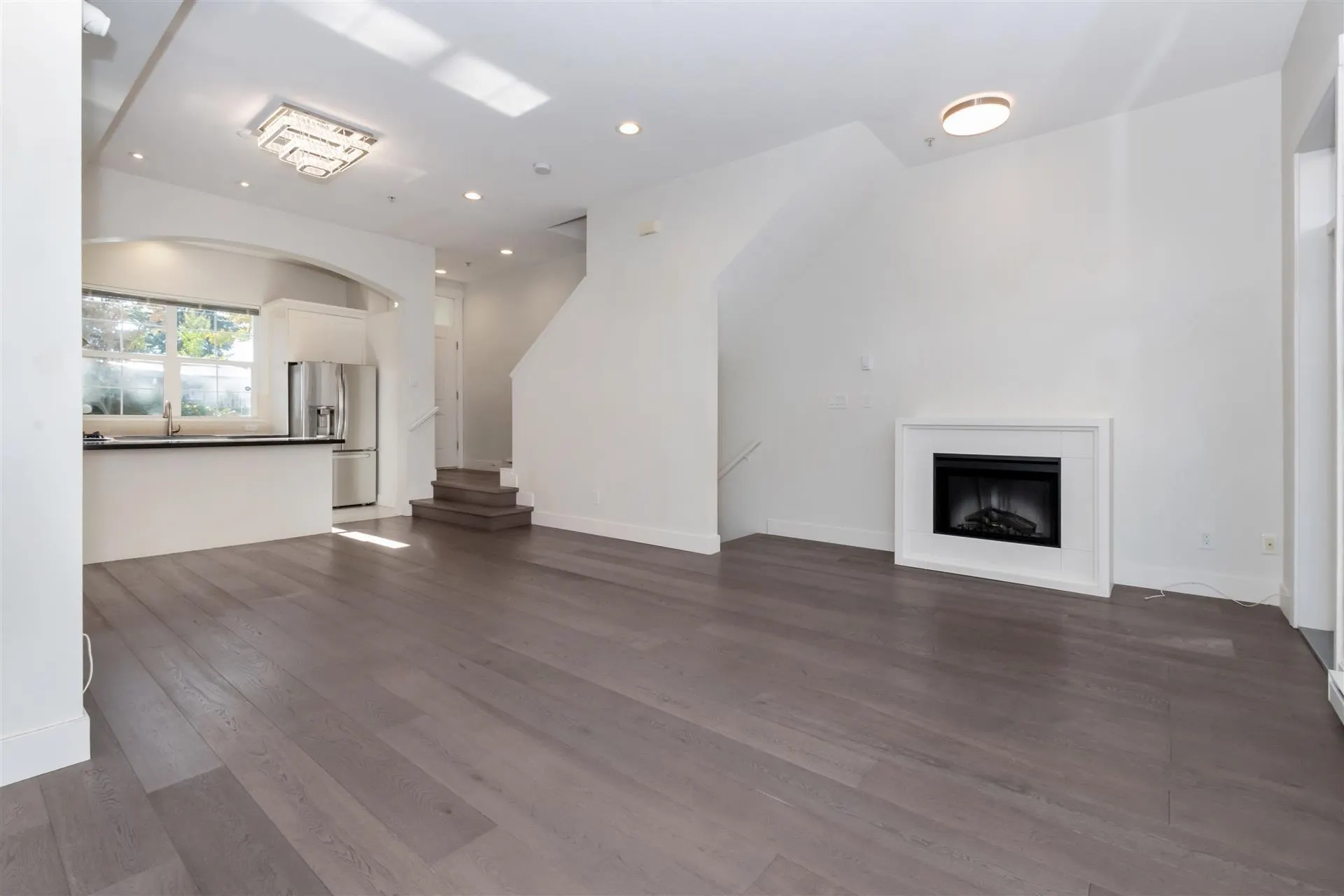765 W 42nd Avenue