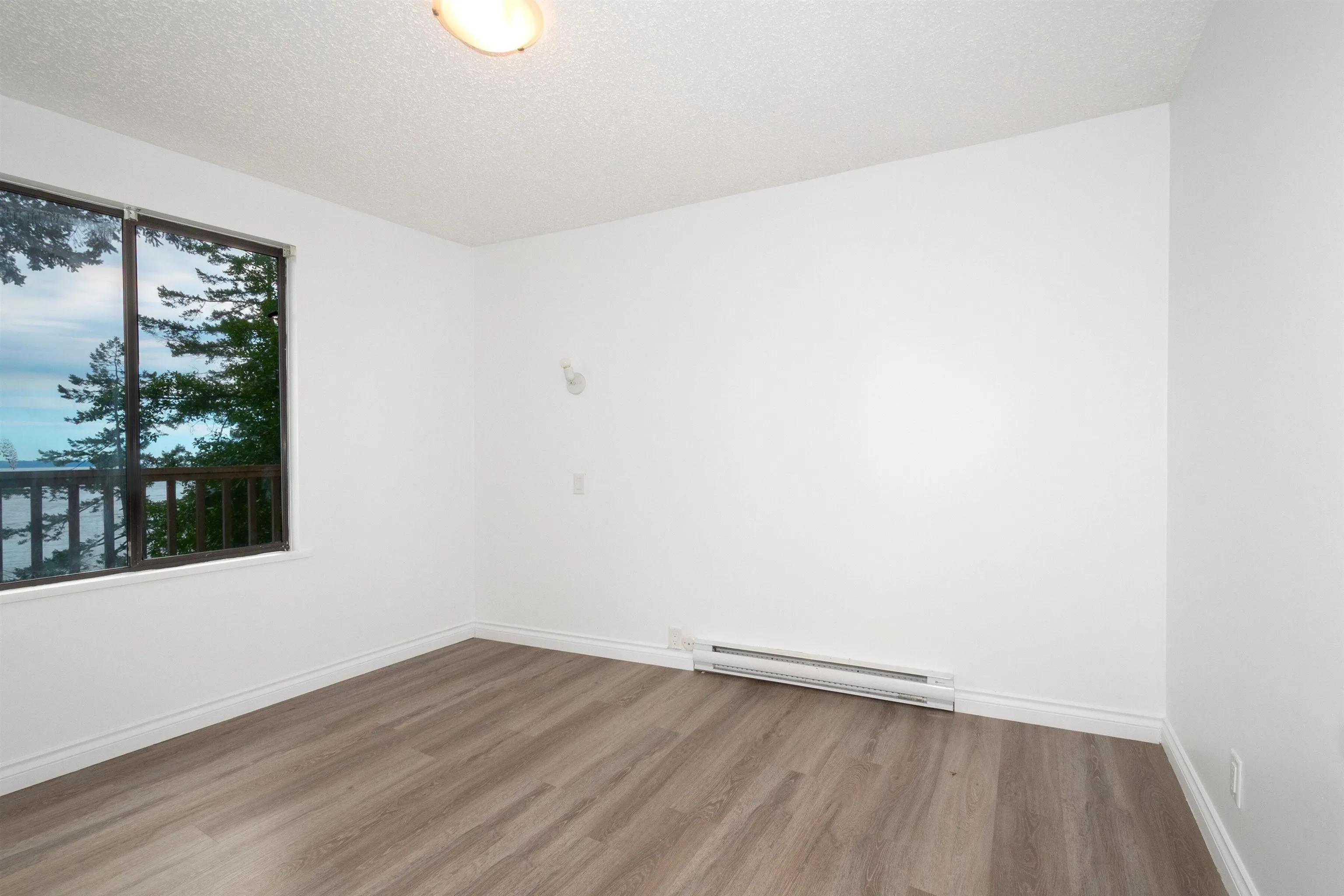 1433 Eagle Cliff Road