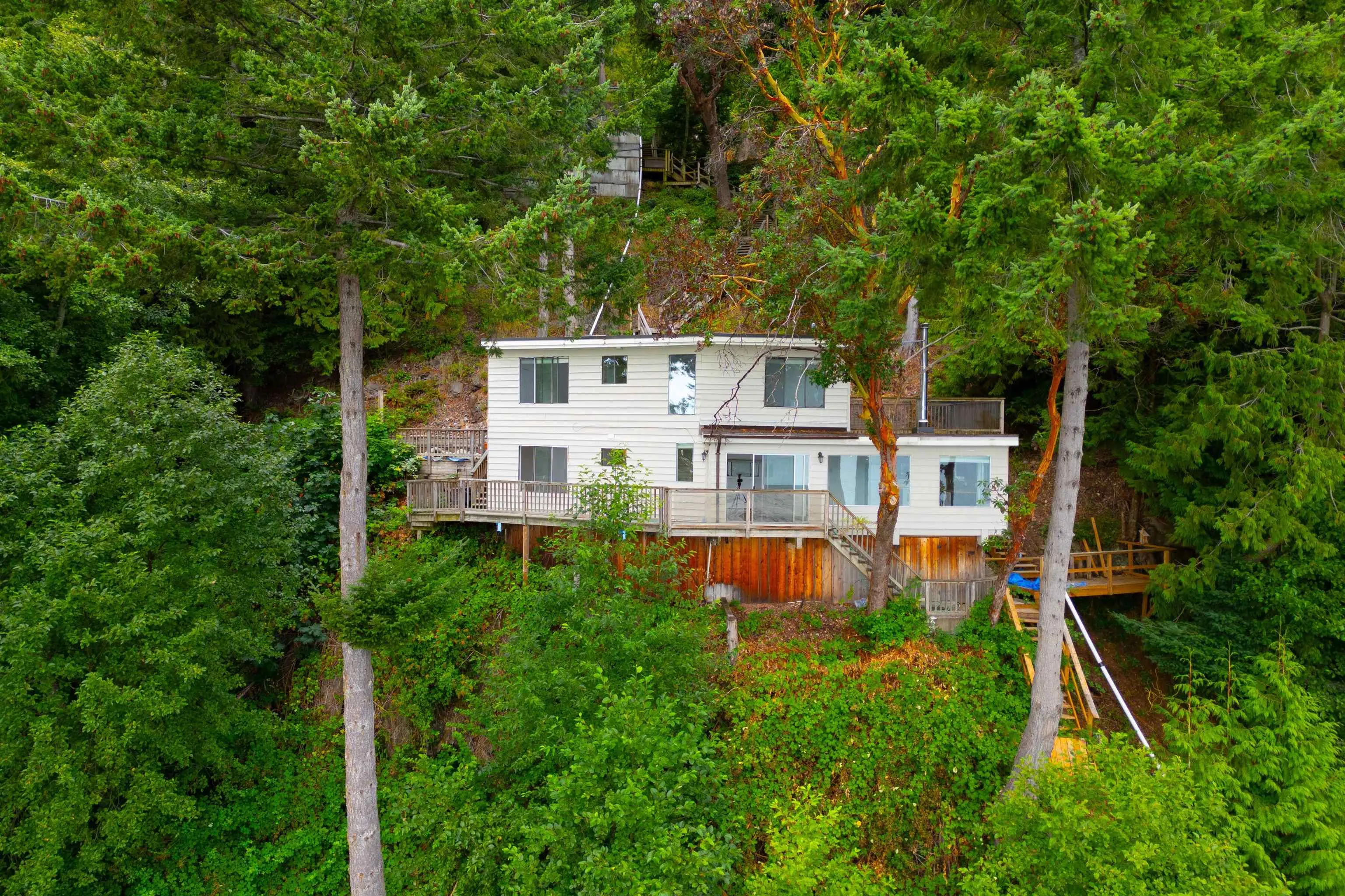 1433 Eagle Cliff Road