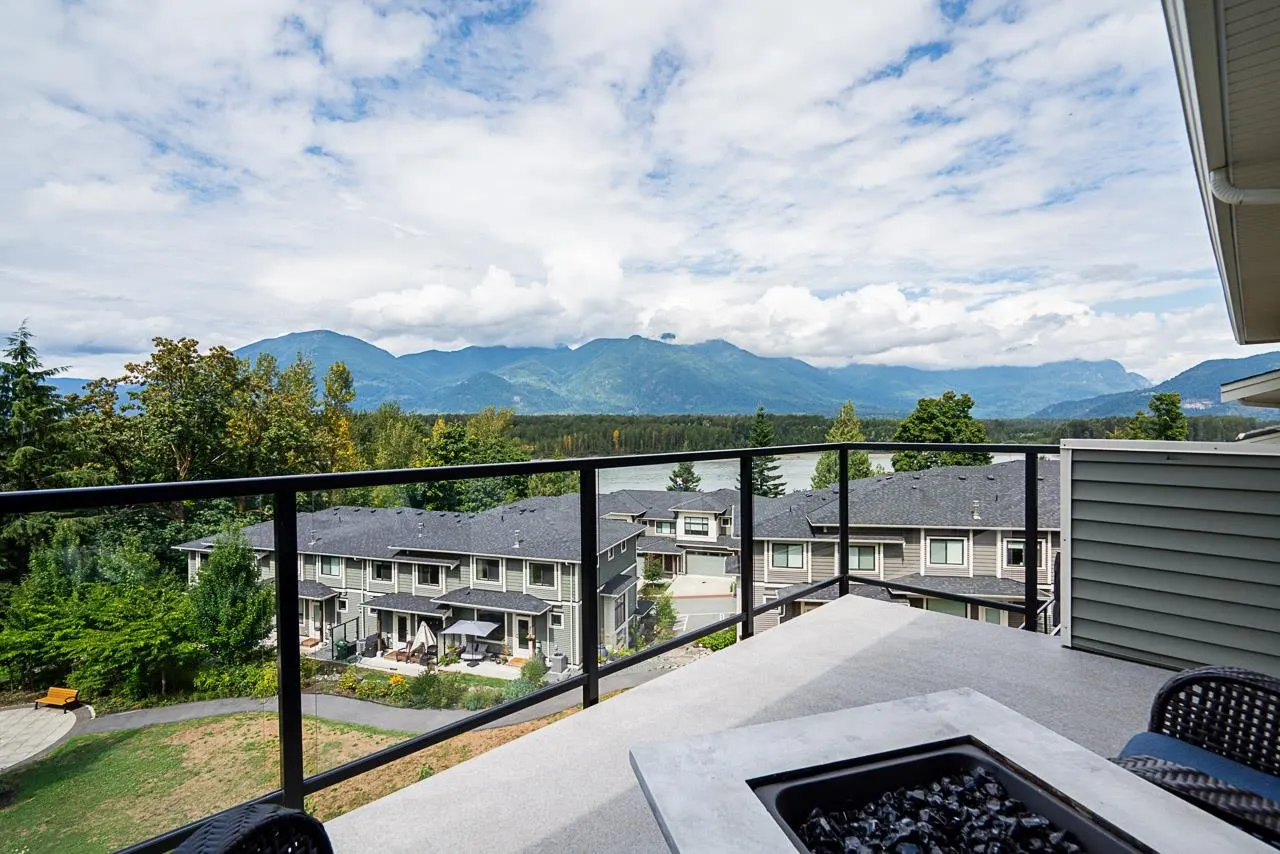 5 43575 Chilliwack Mountain Road