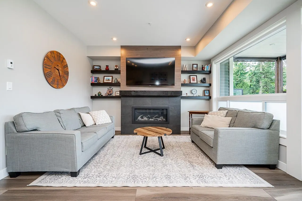5 43575 Chilliwack Mountain Road