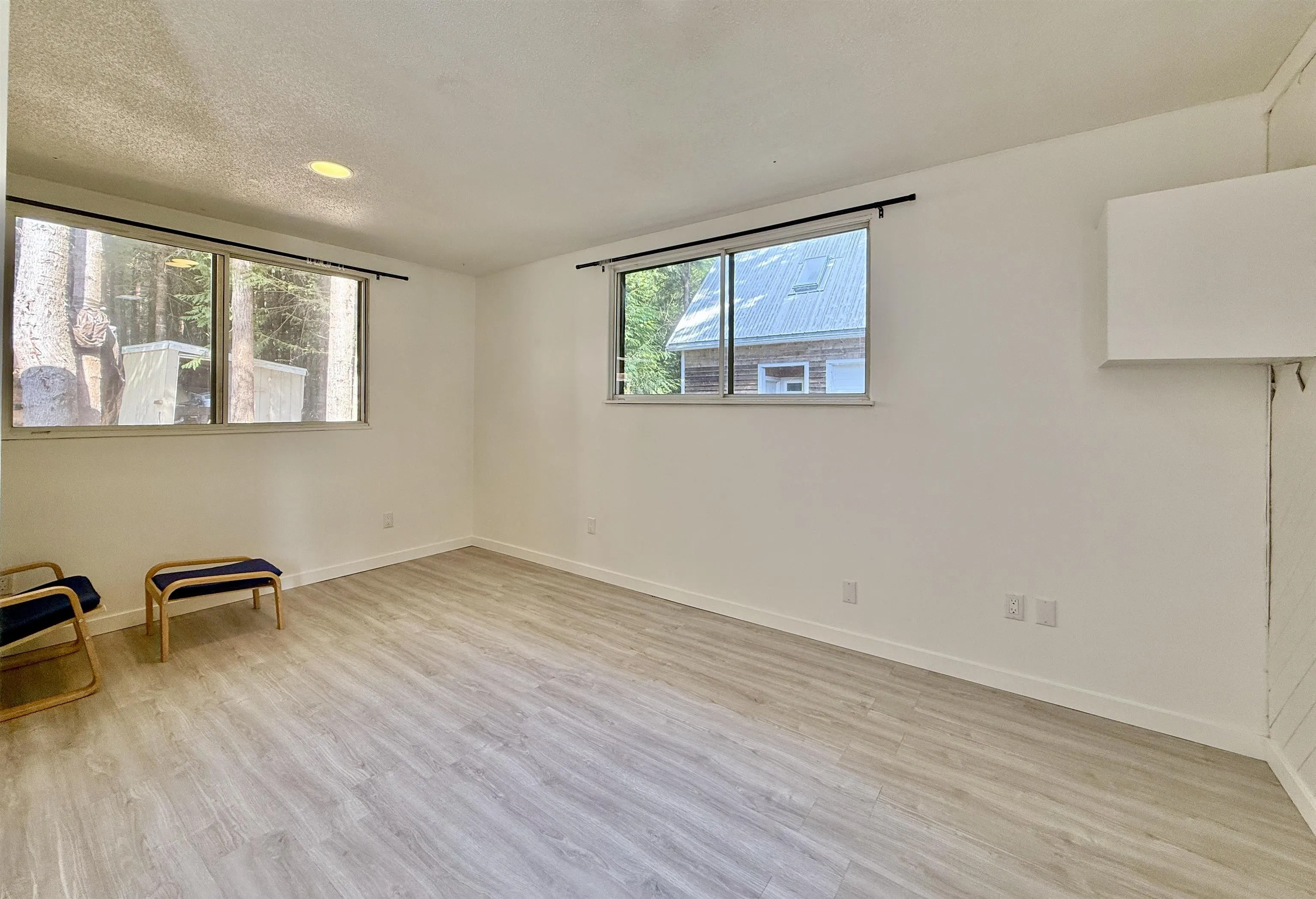 1290 Stewart Road