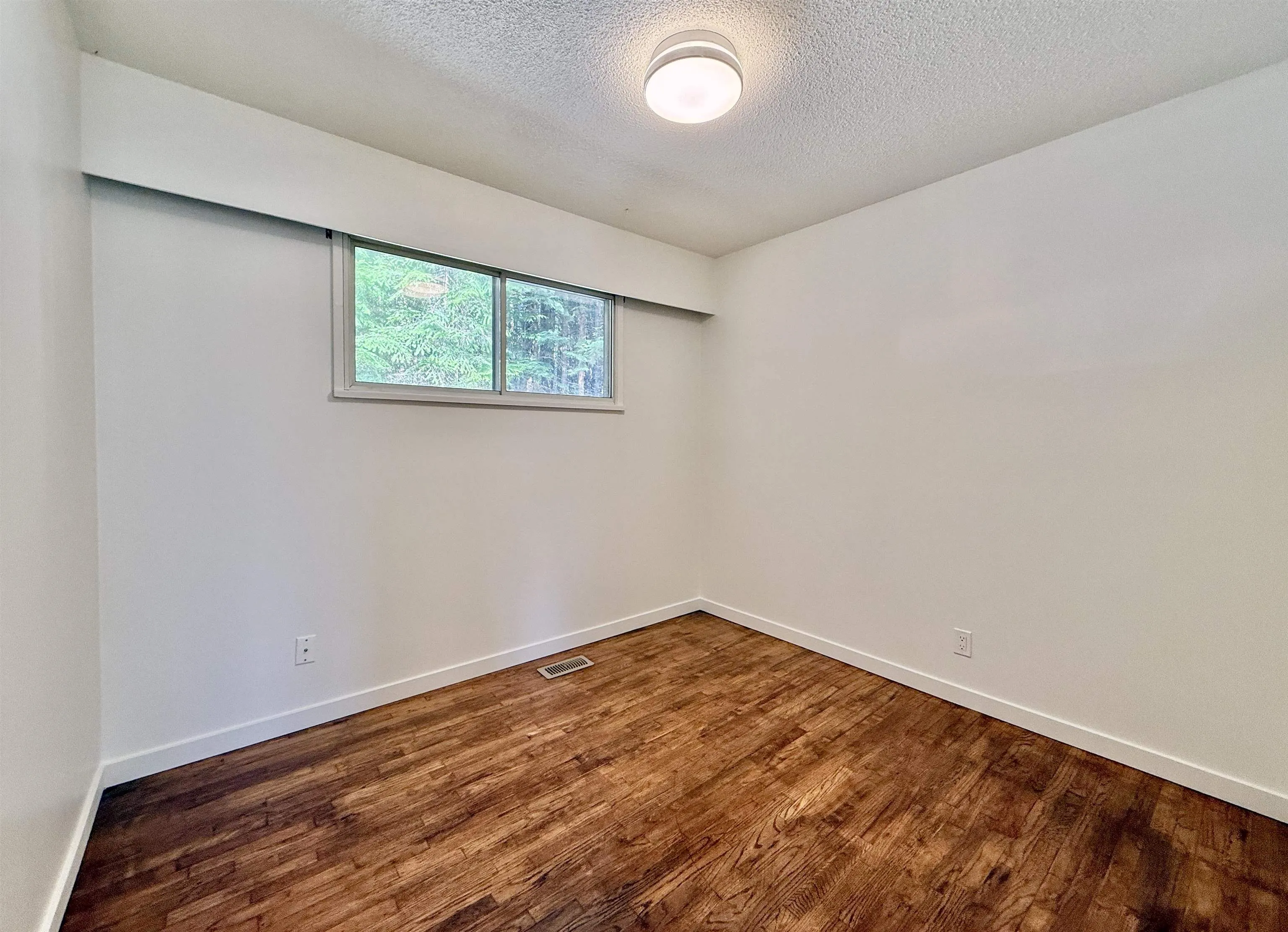 1290 Stewart Road