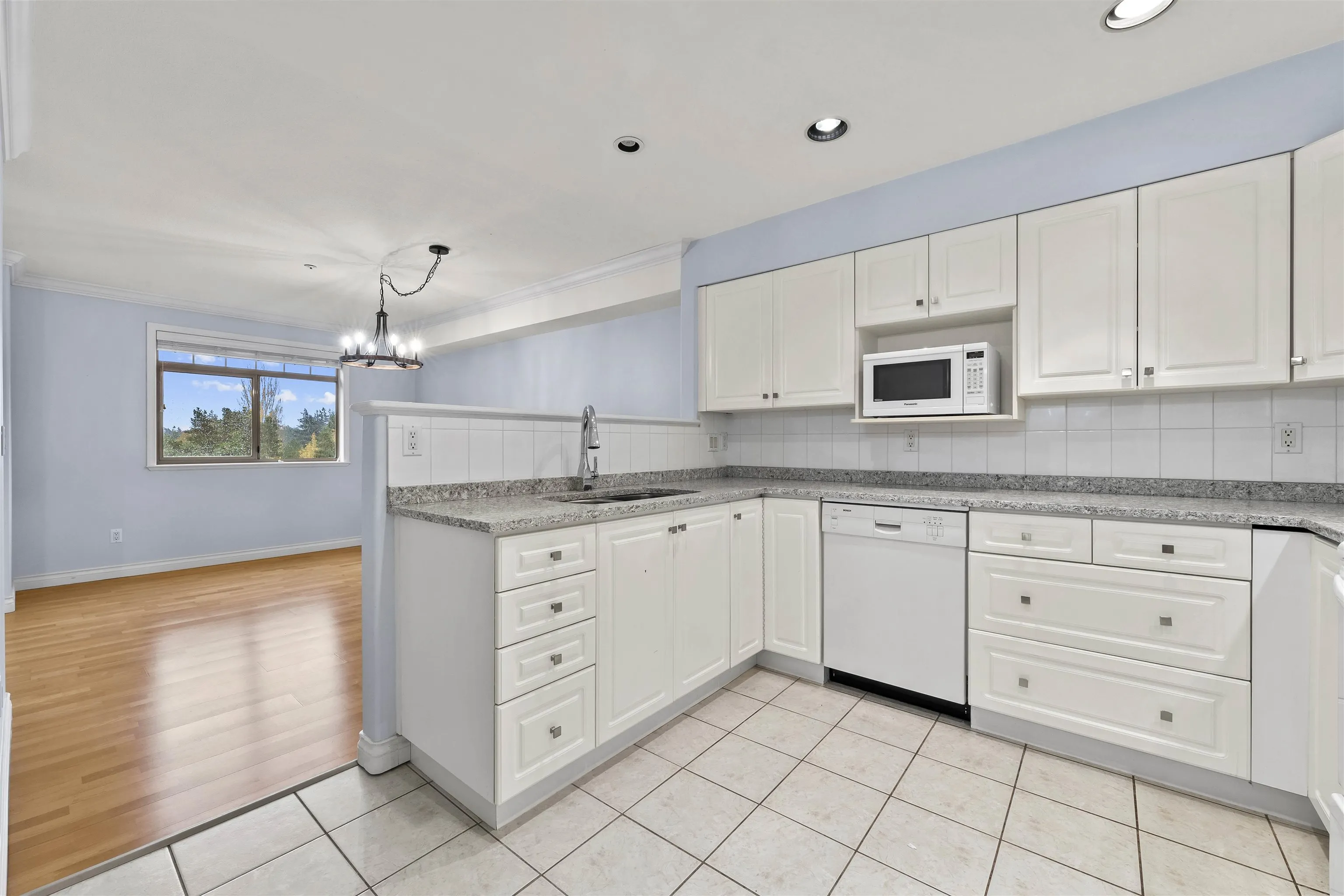 A203 1258 Hunter Road