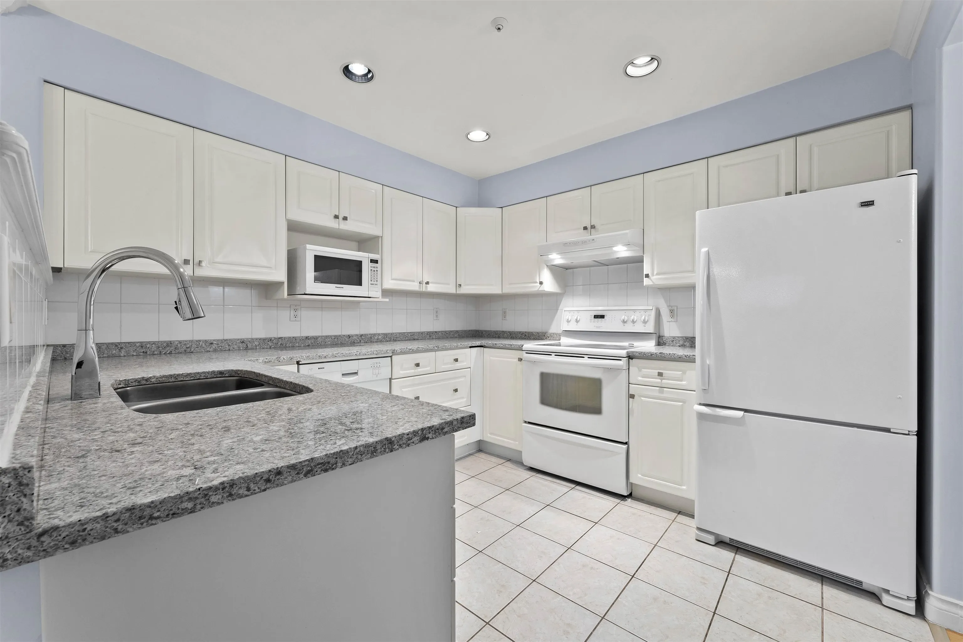 A203 1258 Hunter Road