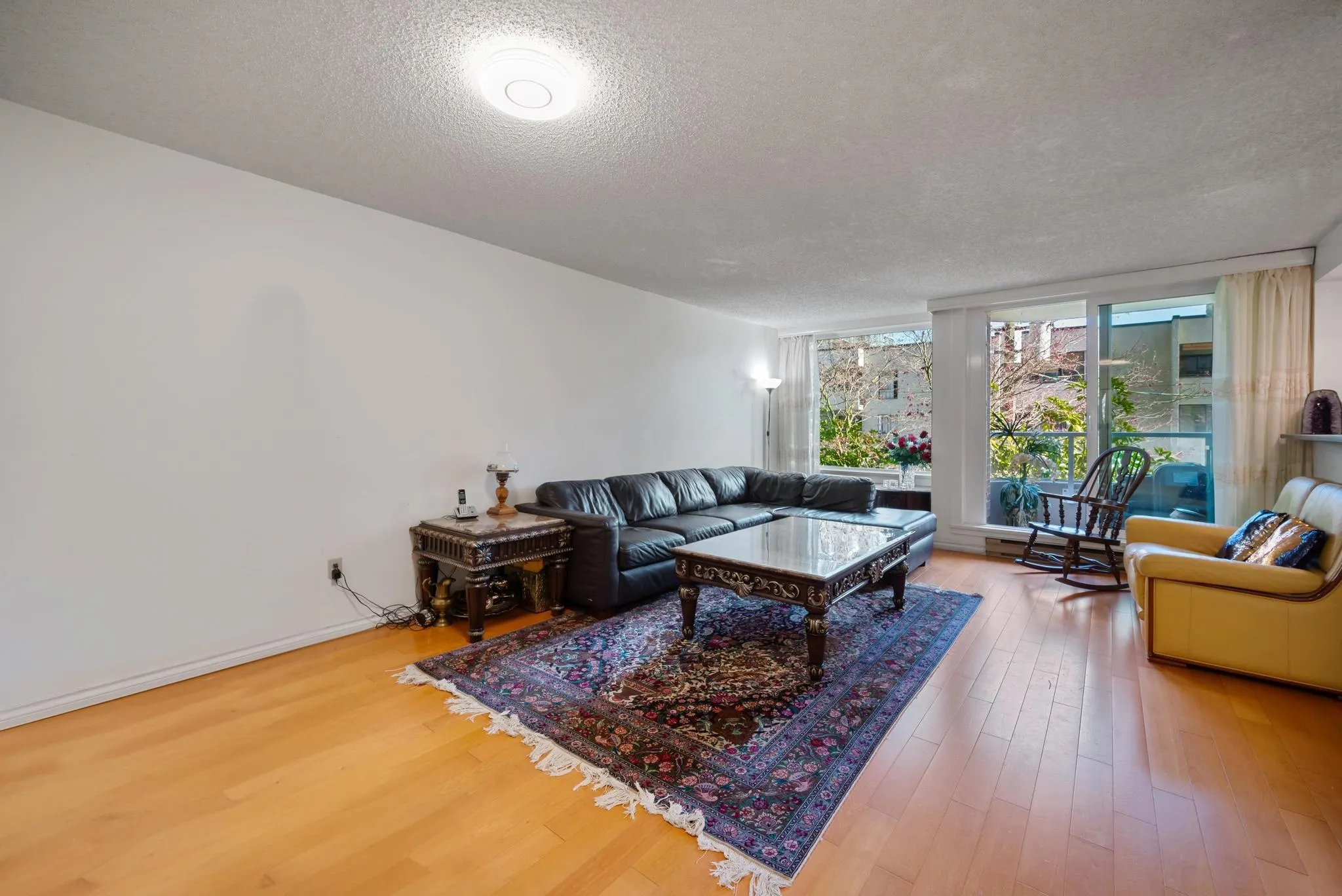 203 1845 Robson Street