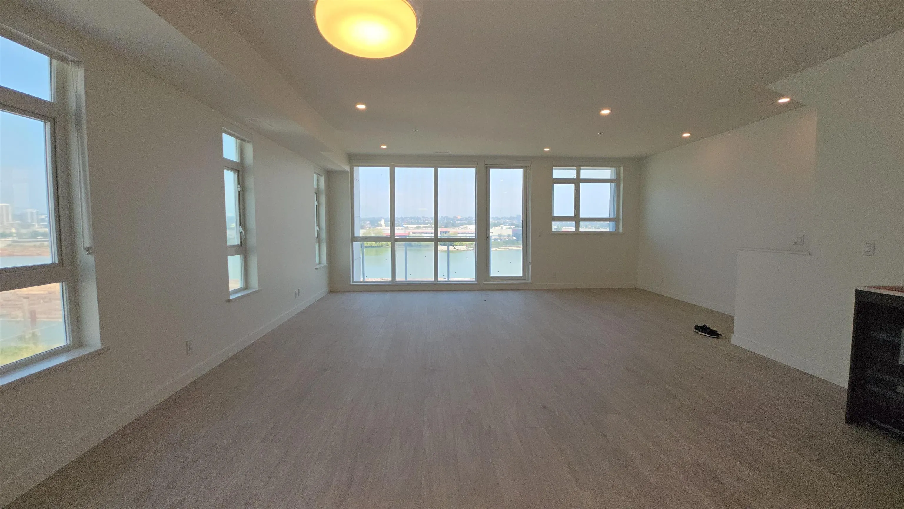 58 10333 River Drive