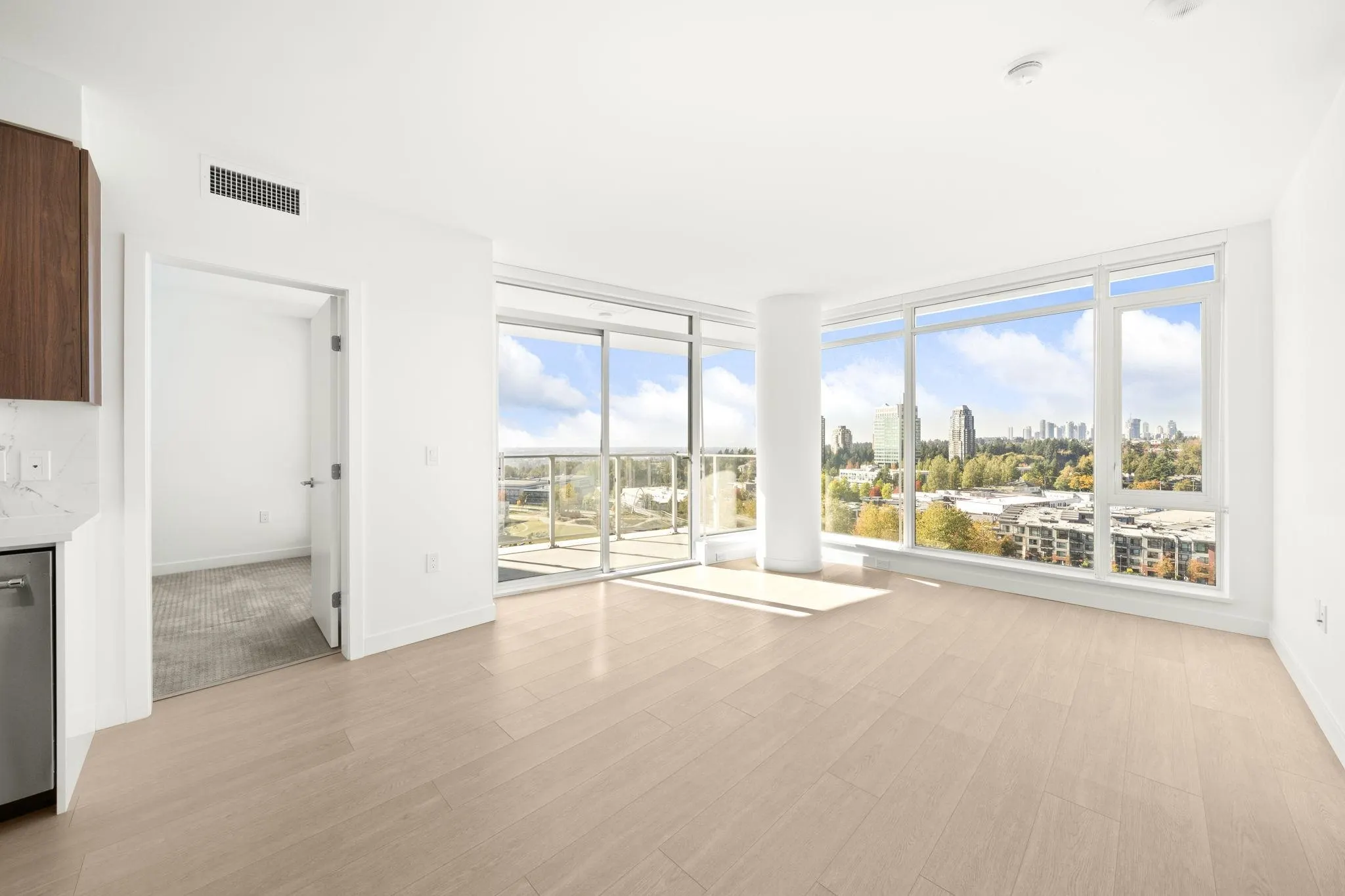 1601 7683 Park Crescent