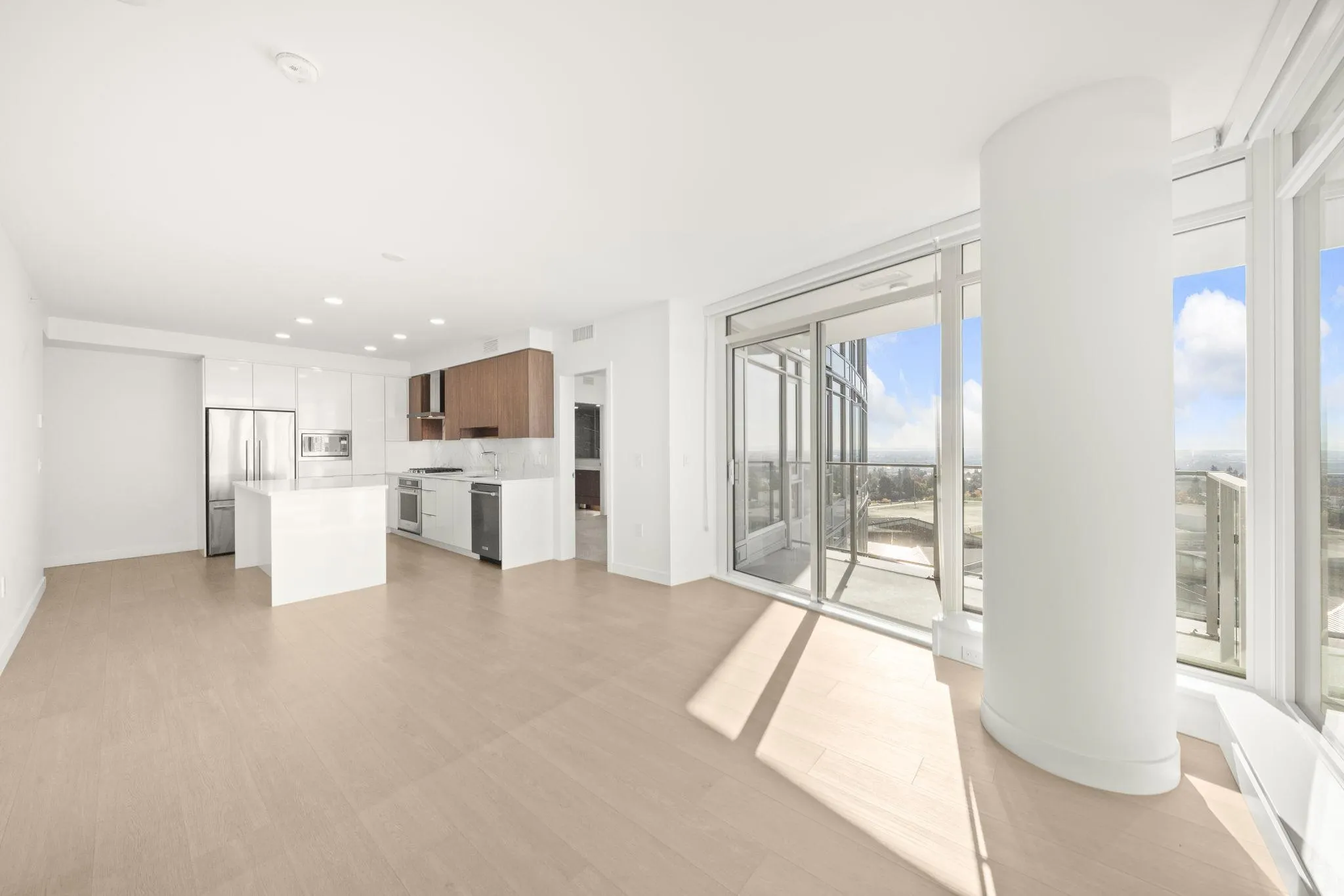 1601 7683 Park Crescent