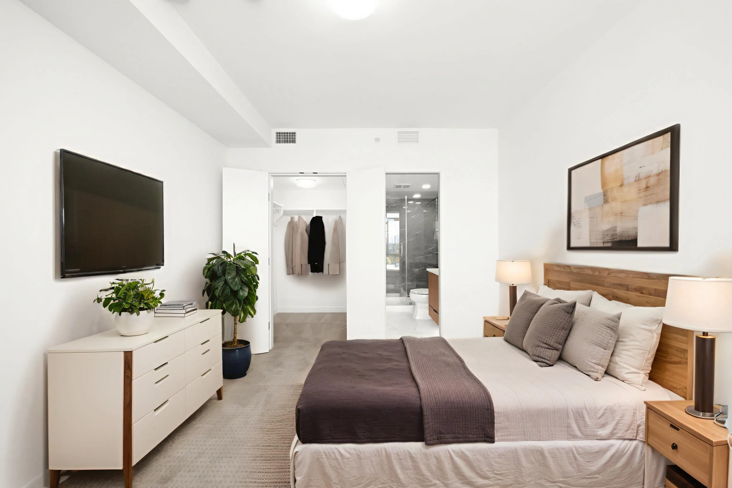 1601 7683 Park Crescent