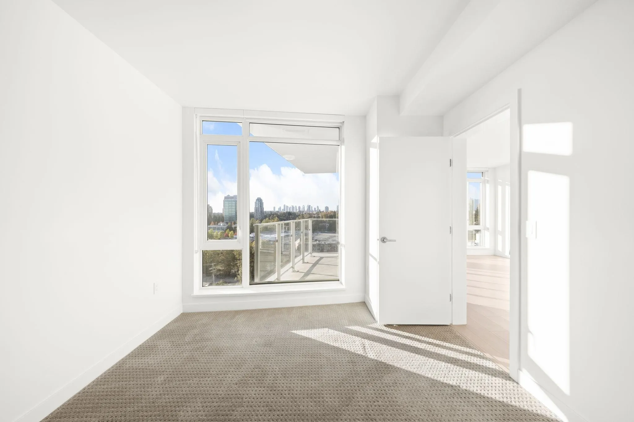 1601 7683 Park Crescent