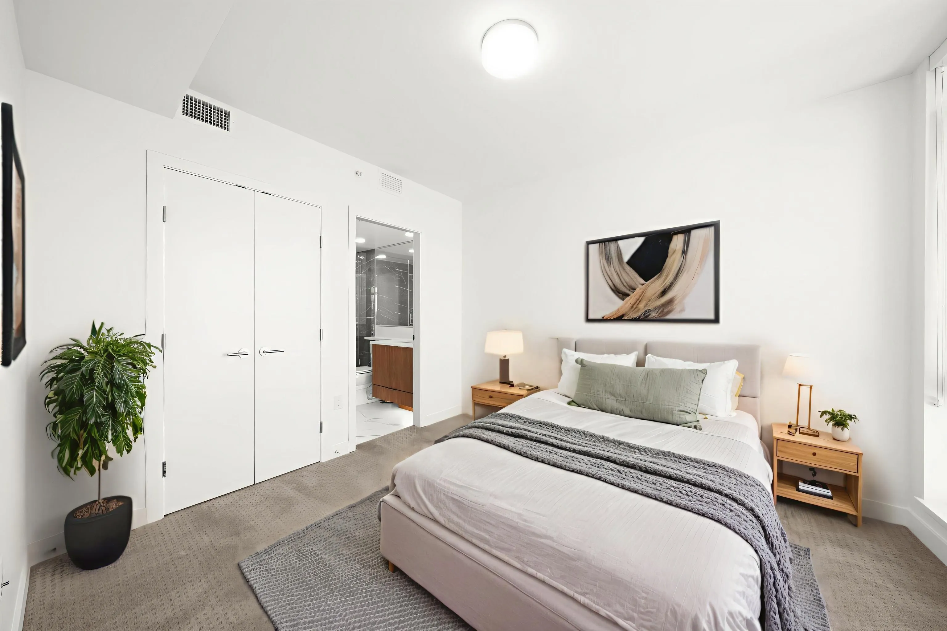 1601 7683 Park Crescent