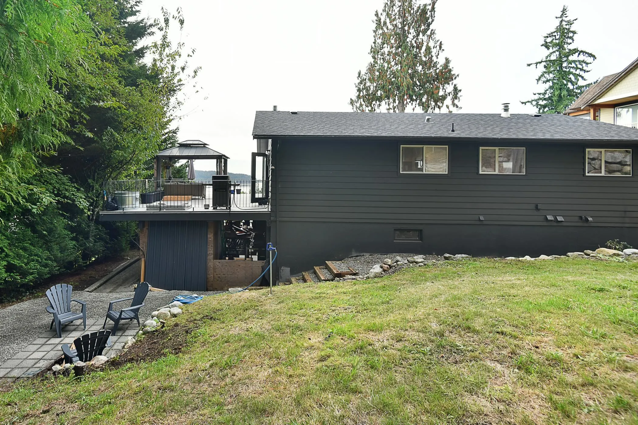 482 Elphinstone Avenue