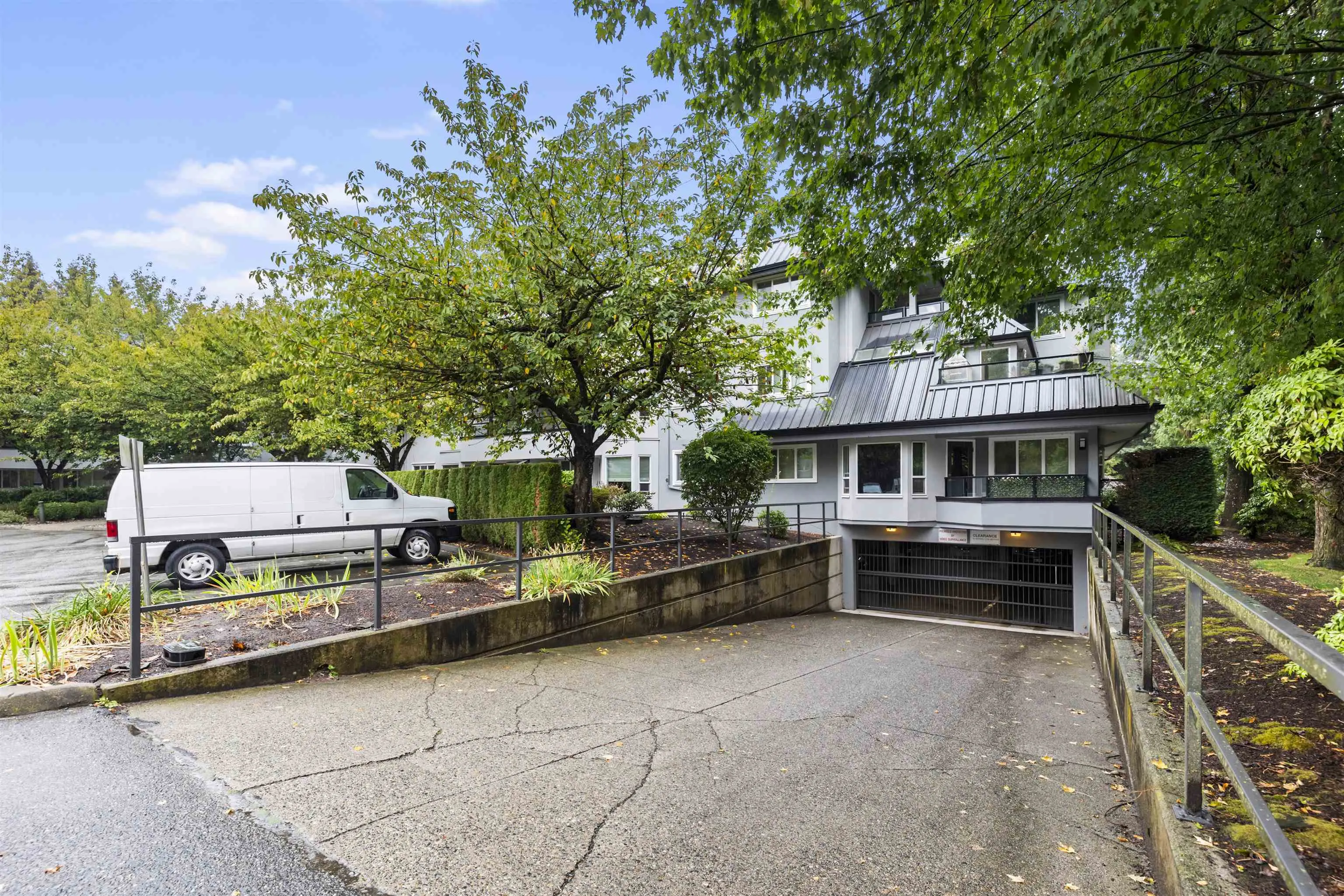 315 2700 Mccallum Road