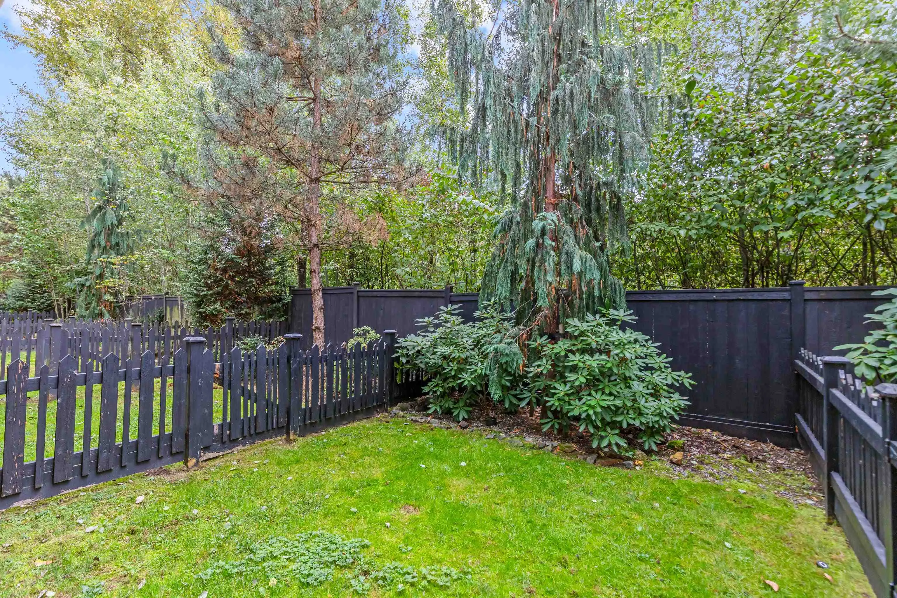 35 20852 77a Avenue