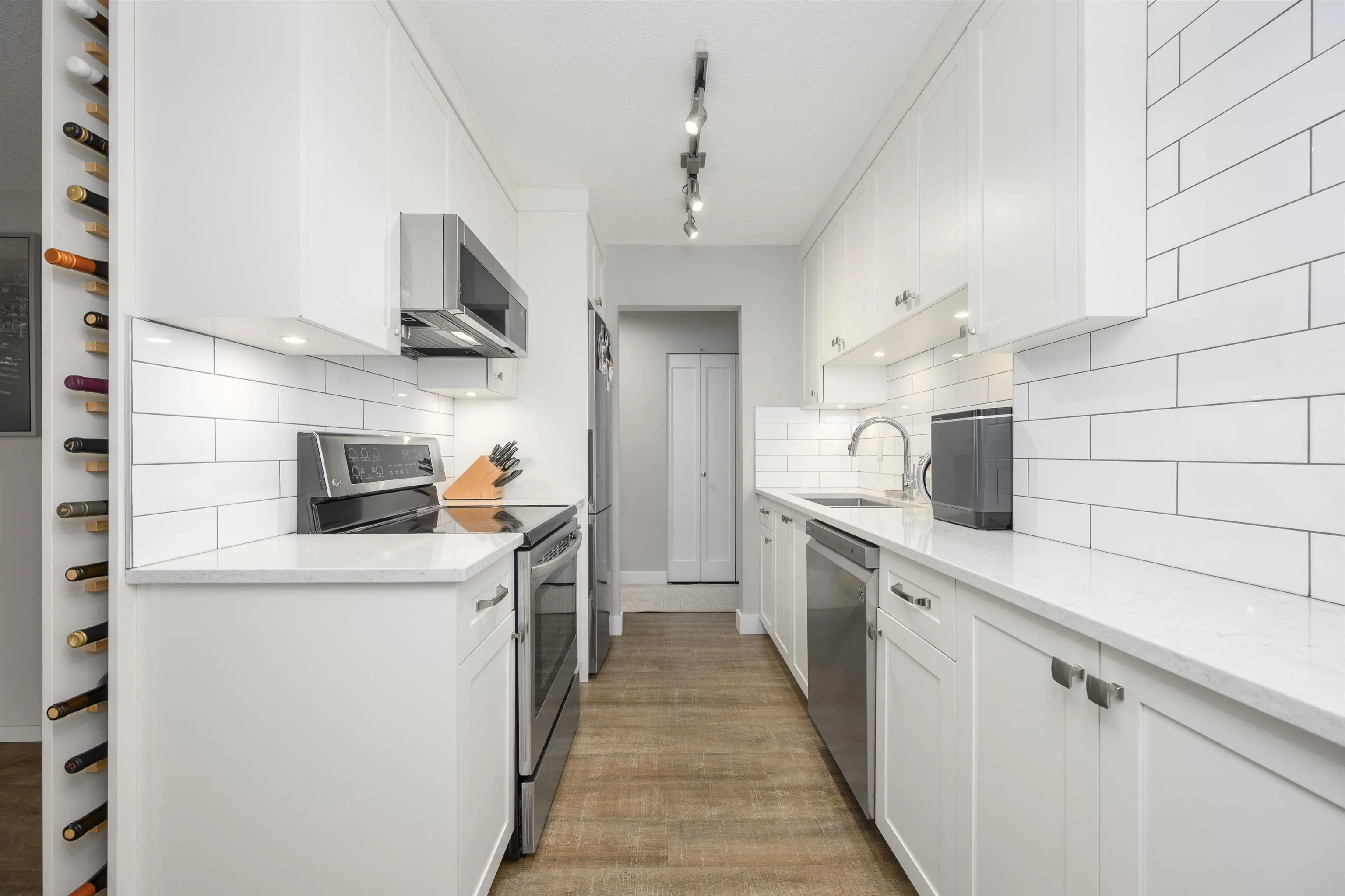 105 308 W 2nd Street