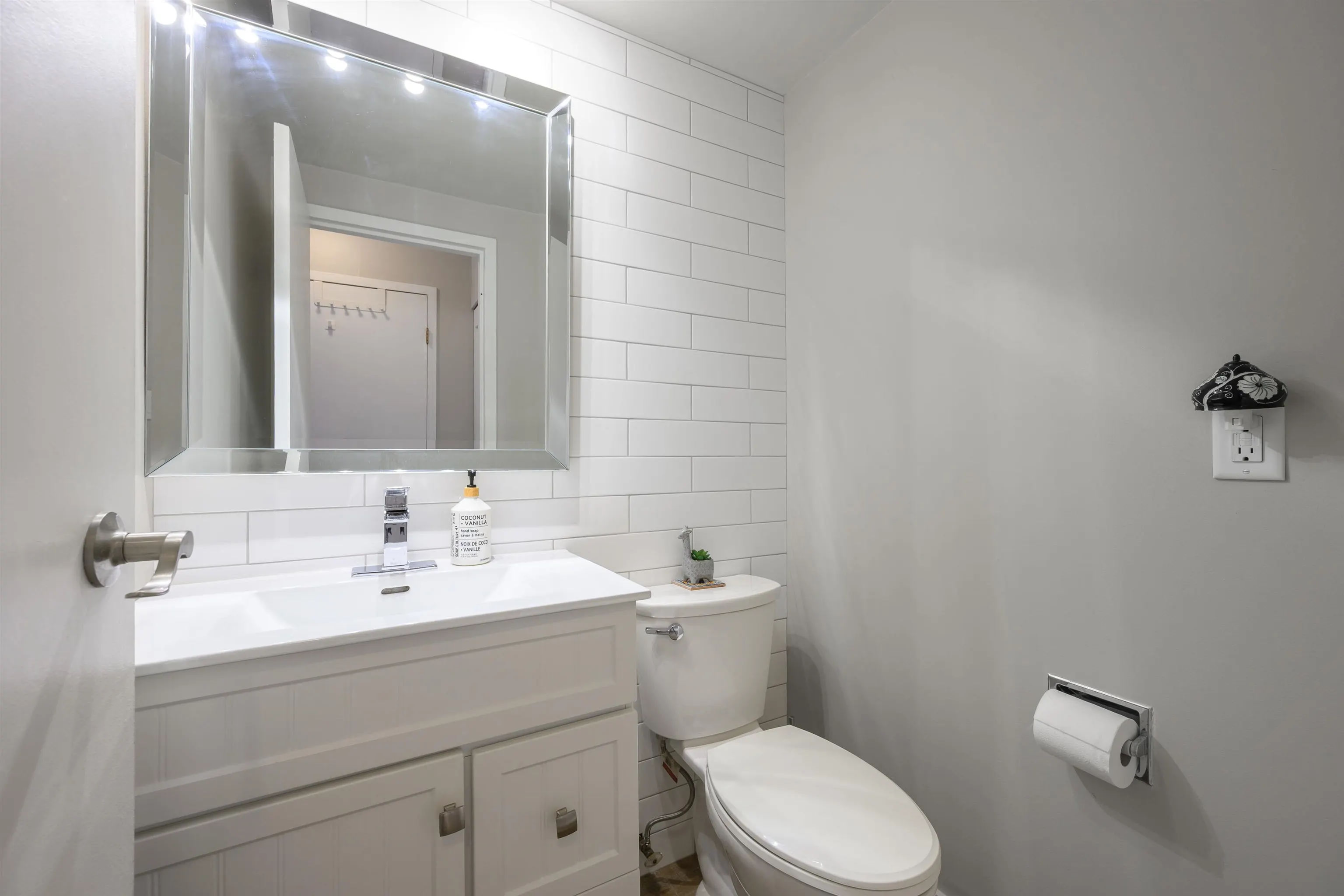 105 308 W 2nd Street