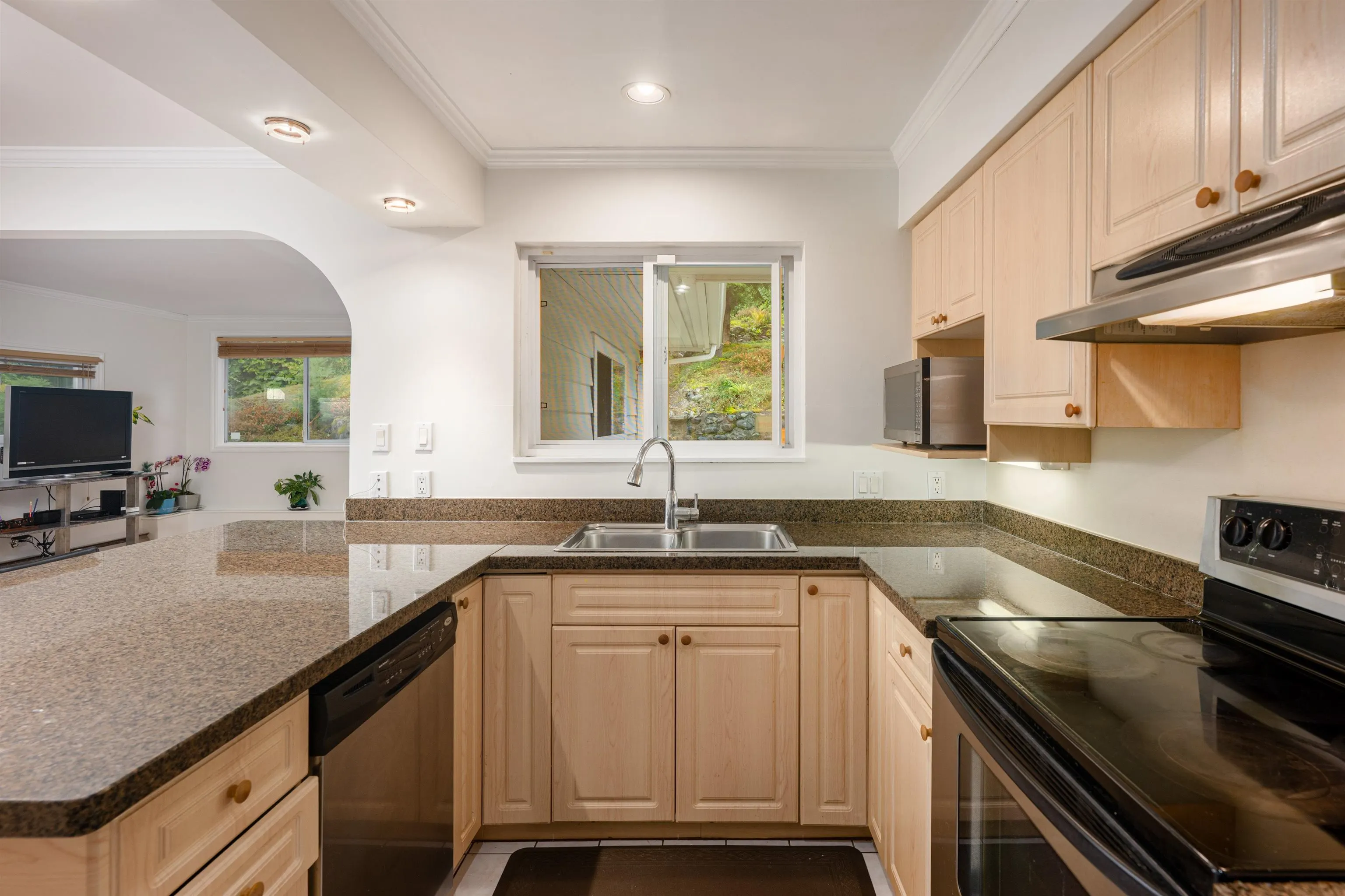 850 Jefferson Avenue