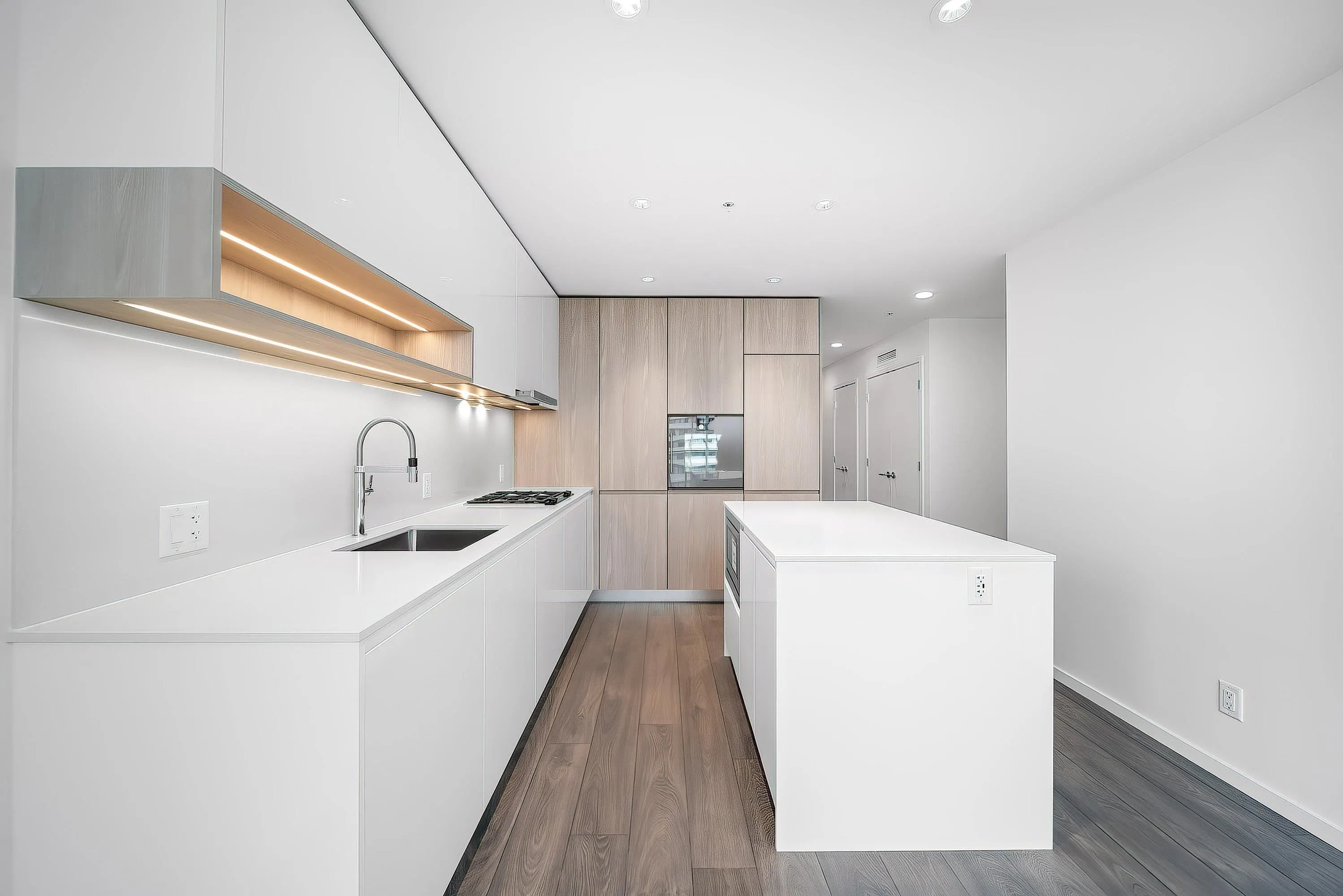 840 6500 Minoru Boulevard